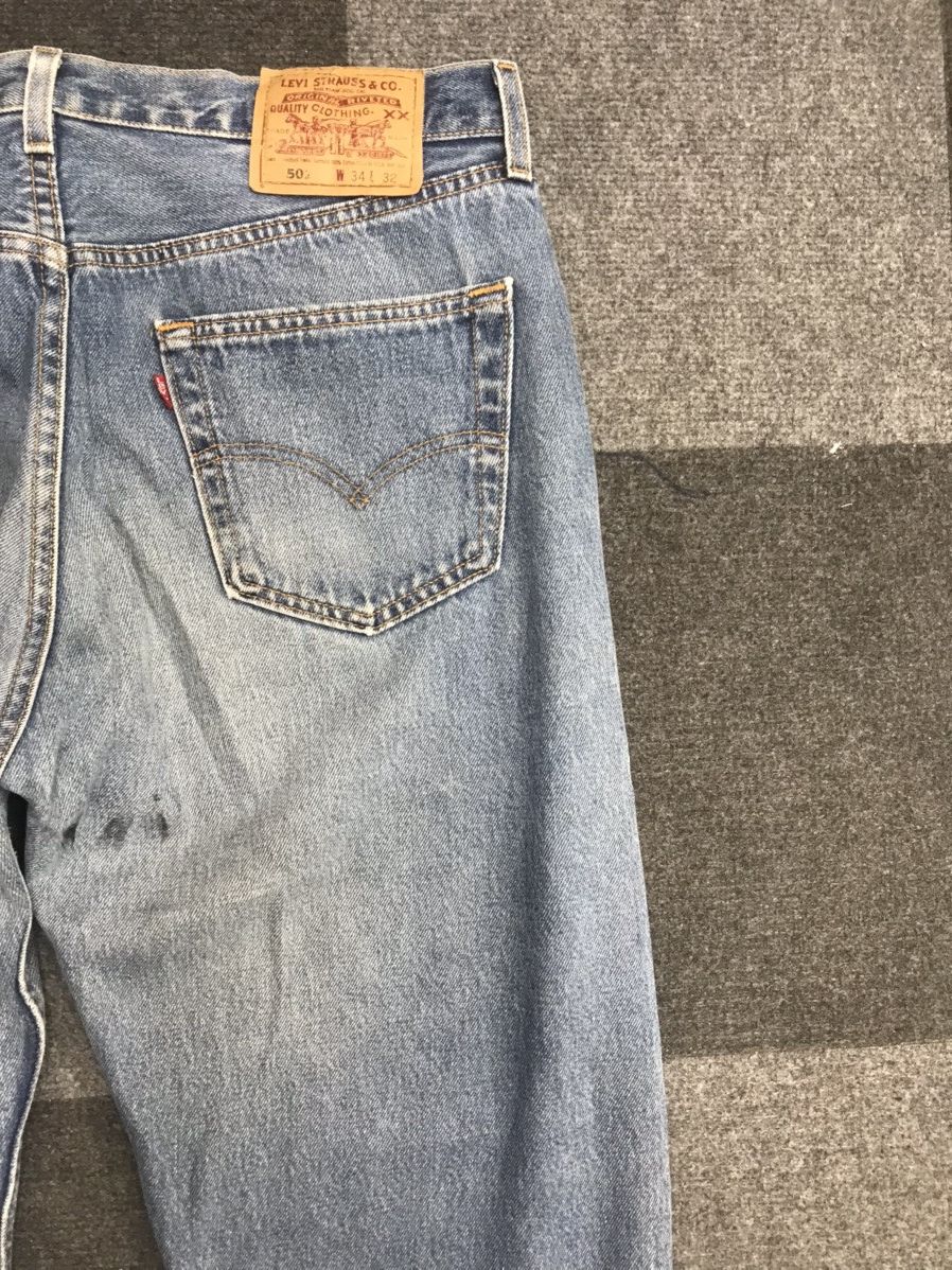 Levi's Vintage Levis 501 Light Wash Distressed Jeans Size US 35 - 12 Thumbnail