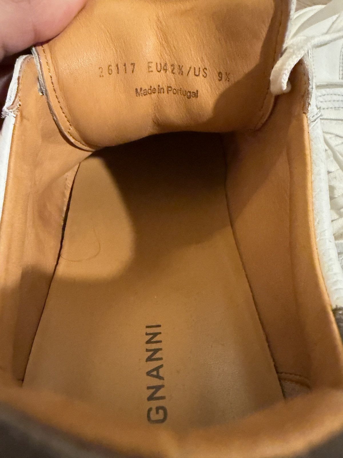 Magnanni Magnanni White Sneakers Size US 9.5 / EU 42-43 - 5 Thumbnail