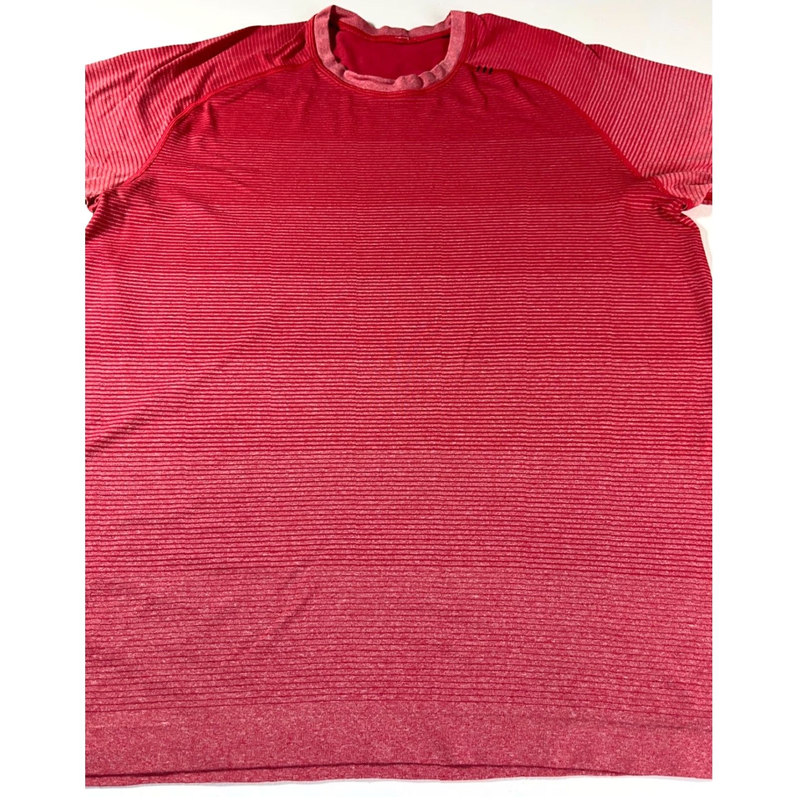 Lululemon VINTAGE Lululemon Metal Vent Tech T-Shirt Men Red L Size US L / EU 52-54 / 3 - 3 Thumbnail