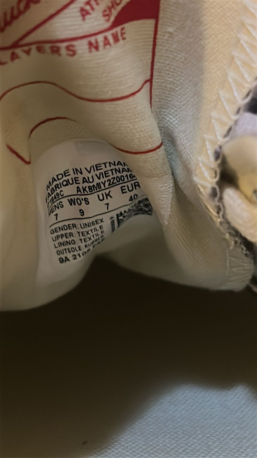 Comme des Garcons PLAY COMME des GARÇONS PLAY Converse Half Heart Chuck 70 Sneakers Size US 7 / EU 40 - 9 Thumbnail