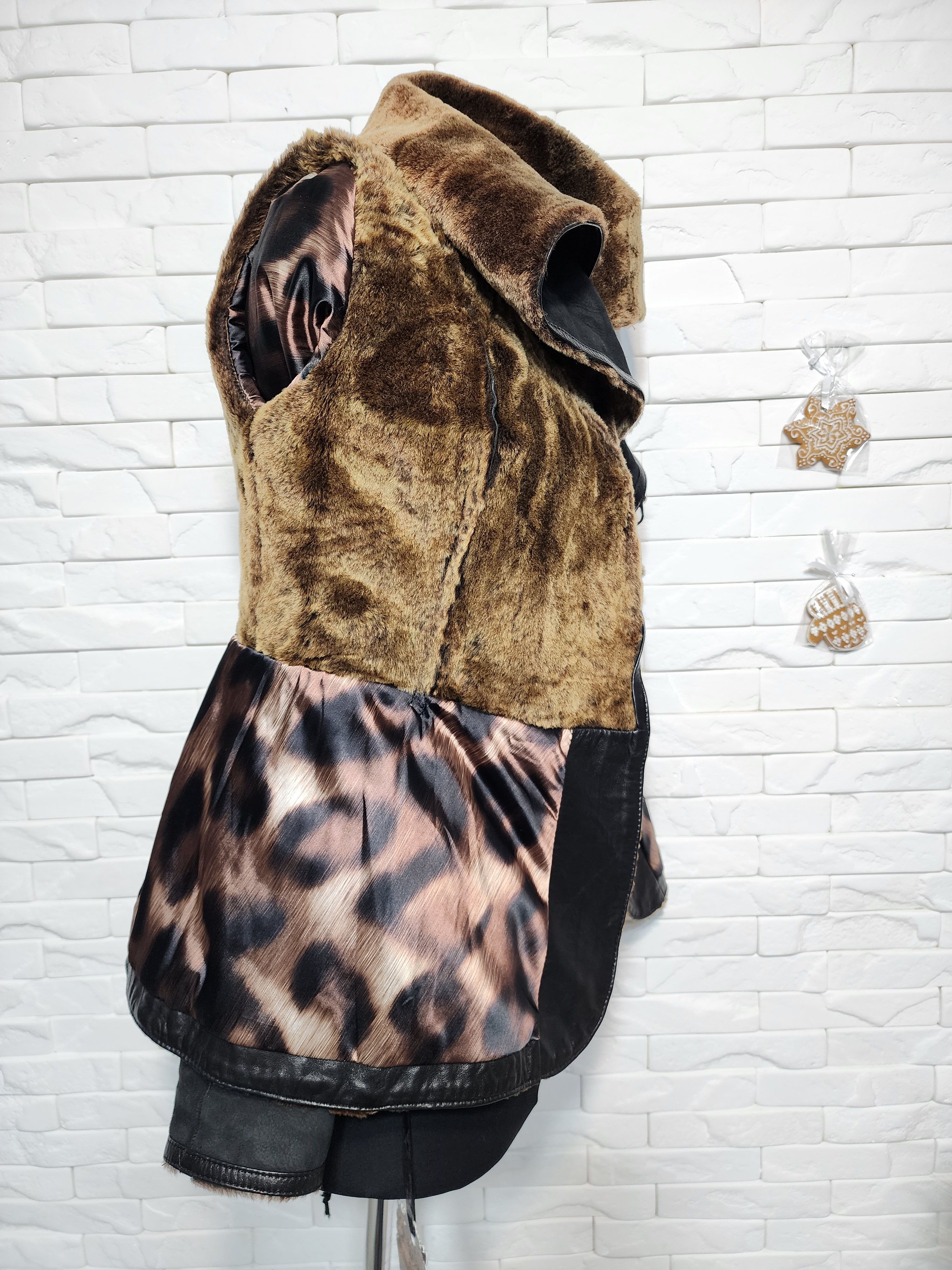 Furla Brown Sheepskin Coat: Women's Fur Hood Winter Coat Size M / US 6-8 / IT 42-44 - 9 Thumbnail