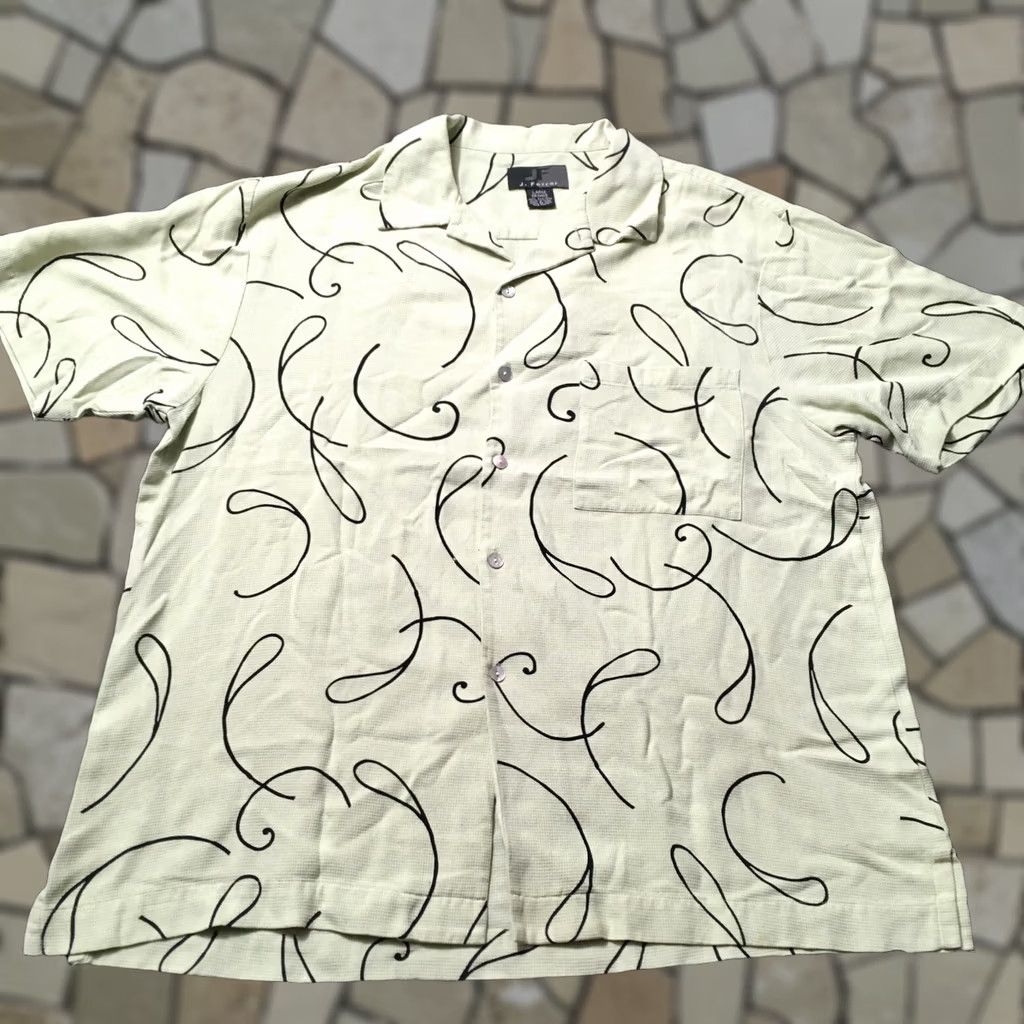 Vintage J Ferrar Shirt GREEN Large 100% Silk Short Sleeve Button Up Casual DESIGN Men Size US L / EU 52-54 / 3 - 1 Thumbnail