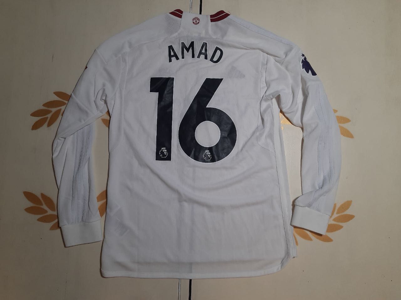 Adidas Adidas Manchester United Jersey 16 Amad 2023-2024 Size US M / EU 48-50 / 2 - 7 Thumbnail