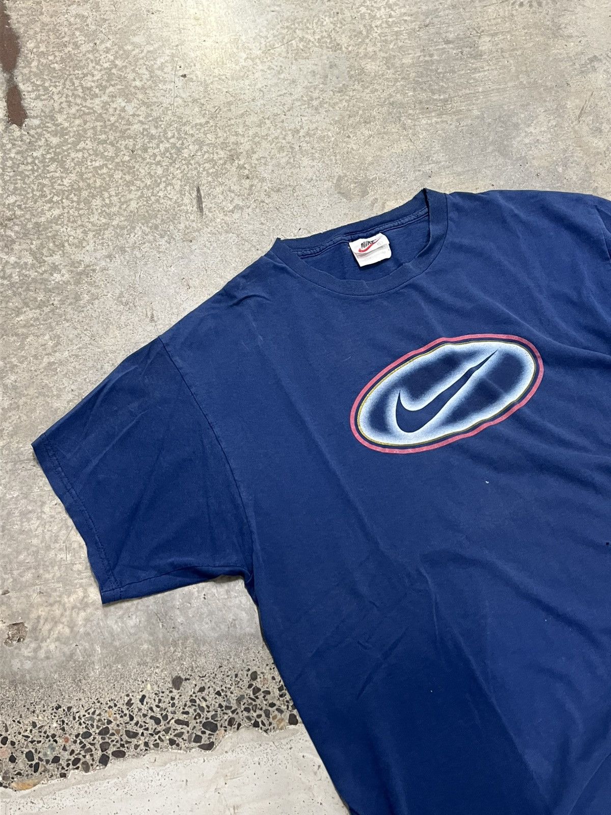 Nike Vintage Nike center swoosh tee Size US L / EU 52-54 / 3 - 2 Thumbnail