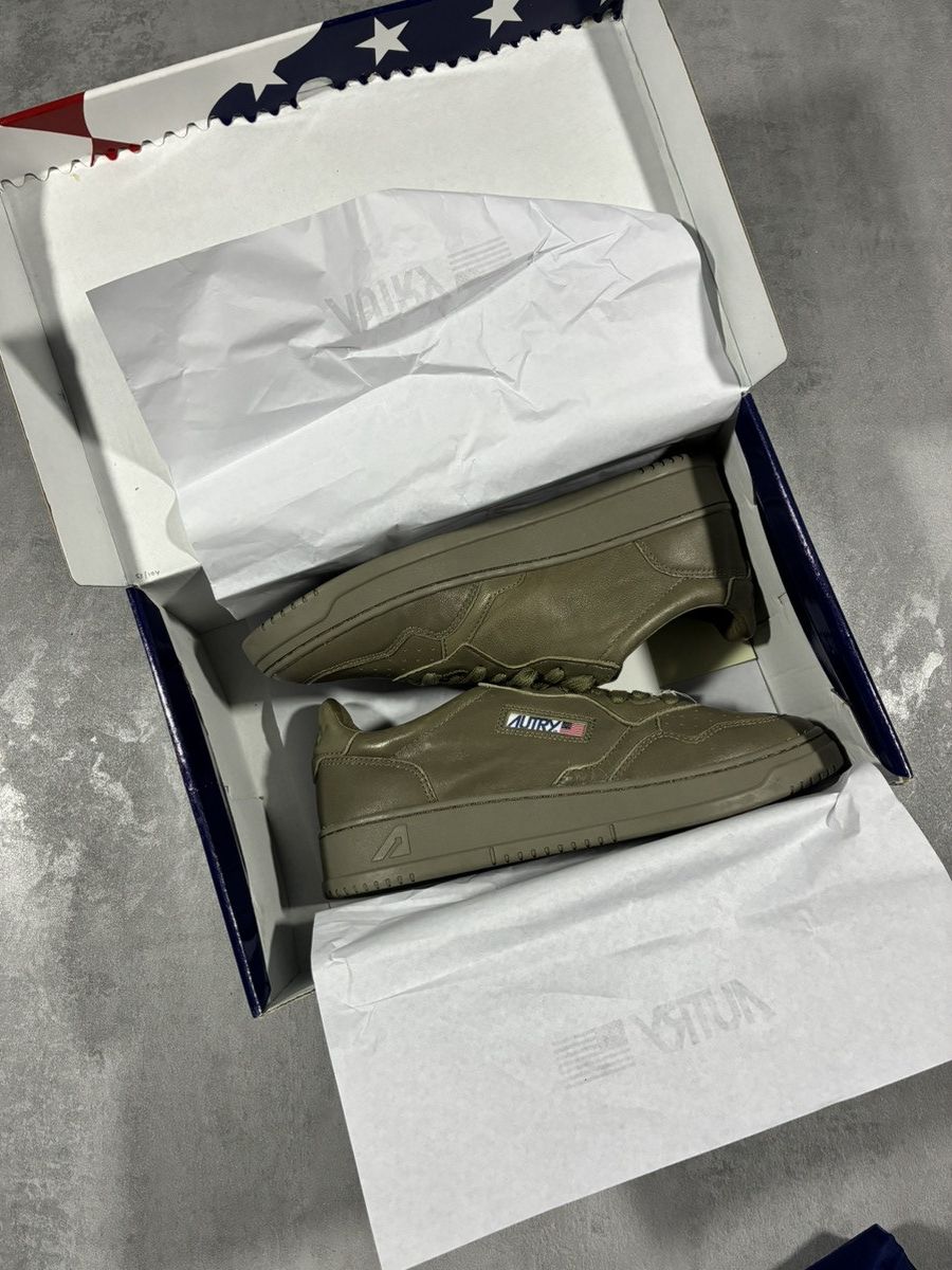 AUTRY Autry Medalist Khaki US 9 New – Vintage Tennis Sneaker Size US 9 / EU 42 - 5 Thumbnail