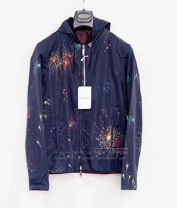 Valentino Valentino Padded and reversed Size M / US 6-8 / IT 42-44 - 1 Thumbnail
