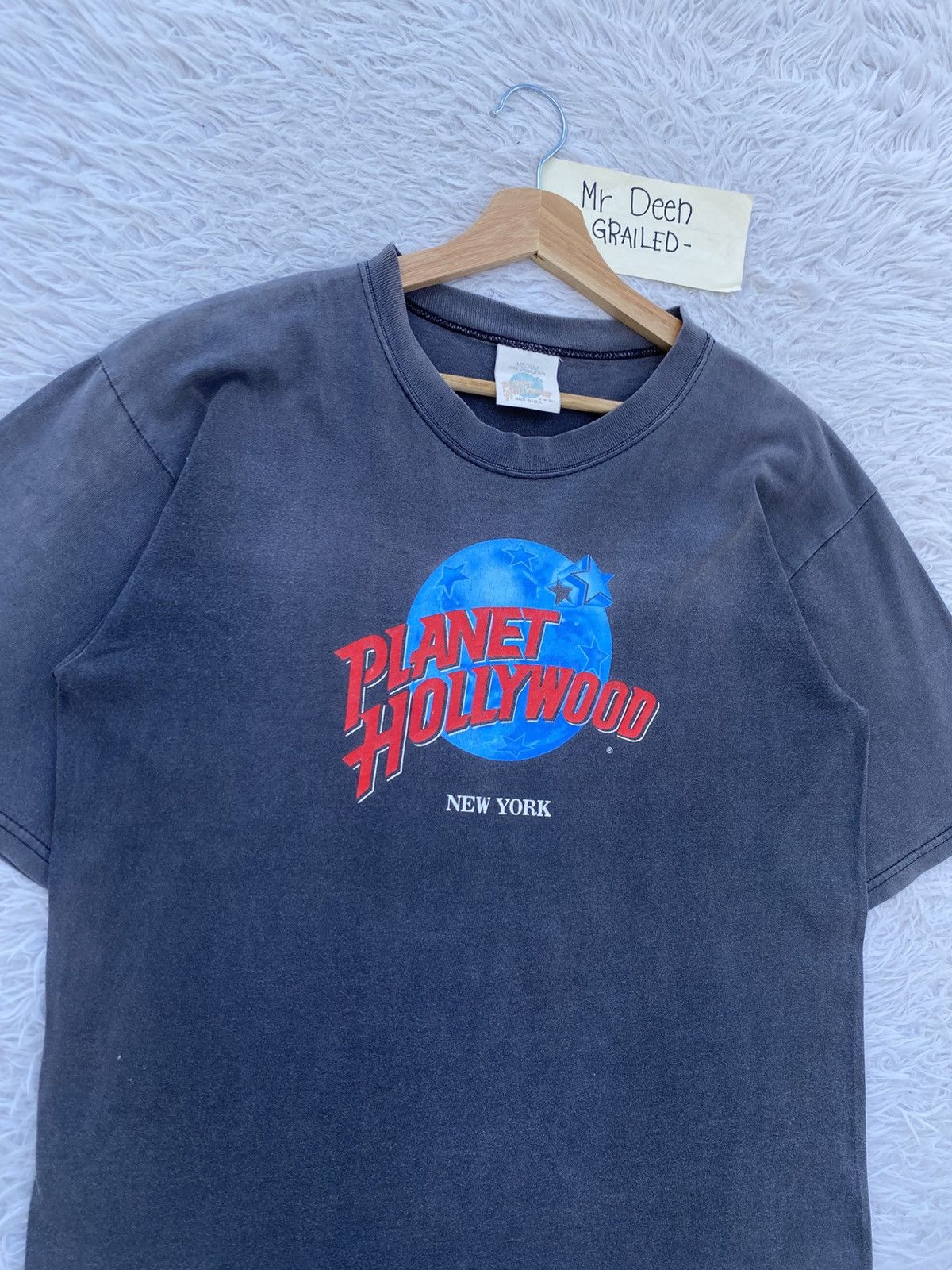 Planet Hollywood Rare Vintage 1991 Planet Hollywood New York Tshirt Size US M / EU 48-50 / 2 - 6 Thumbnail