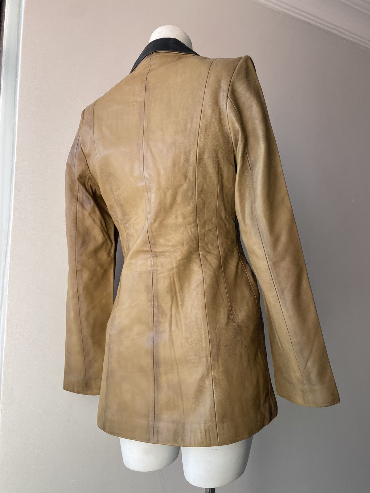 Vintage Vintage leather jacket Size M / US 6-8 / IT 42-44 - 16 Thumbnail