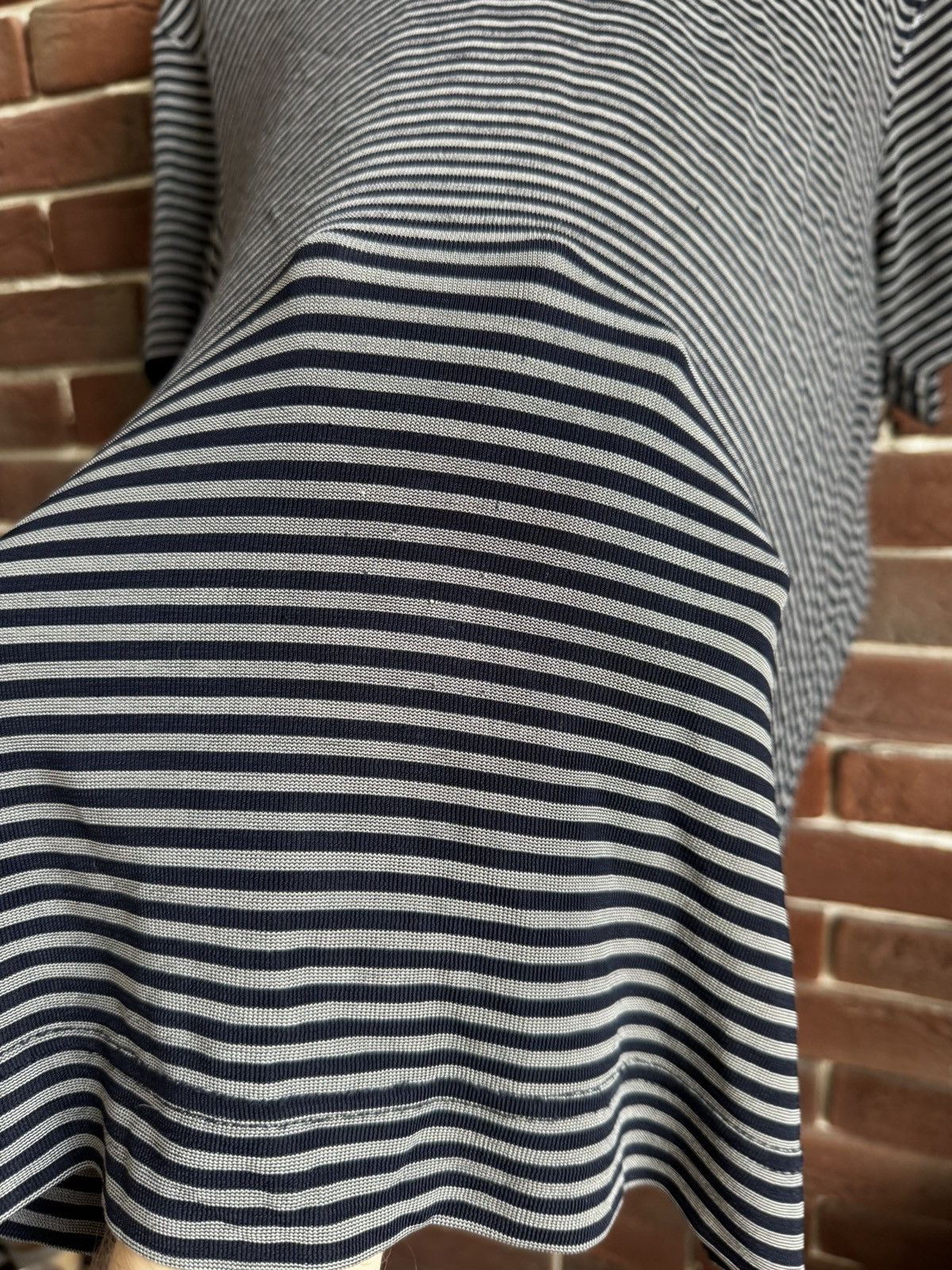 Gianfranco Ferre Vintage 90s Gianfranco Ferré Stripped Tshirt Designer Hype L Size US L / EU 52-54 / 3 - 6 Thumbnail