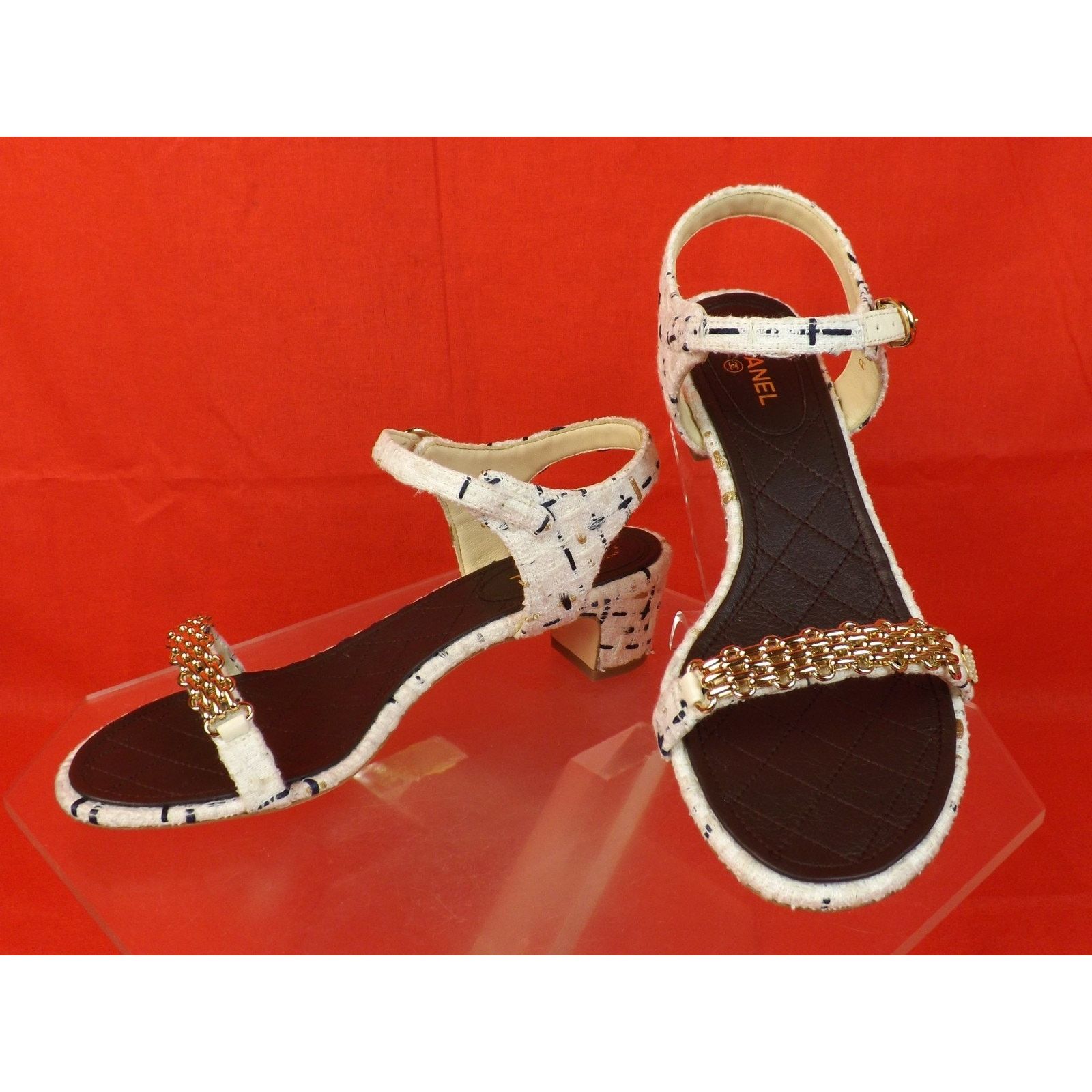 Chanel CHANEL WHITE TWEED GOLD CHAIN CC PEARLS SANDALS PUMPS 38.5 Size US 8.5 / IT 38.5 - 3 Thumbnail
