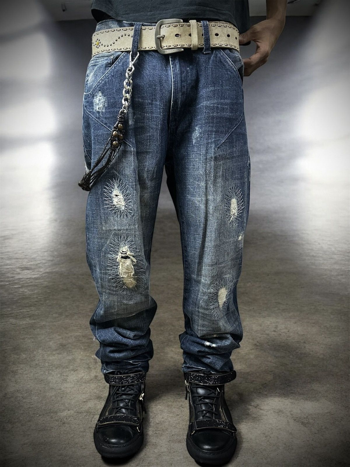 Japanese Brand 💥rare💥 semantic design punk ripped denim jeans Size US 32 / EU 48 - 8 Thumbnail