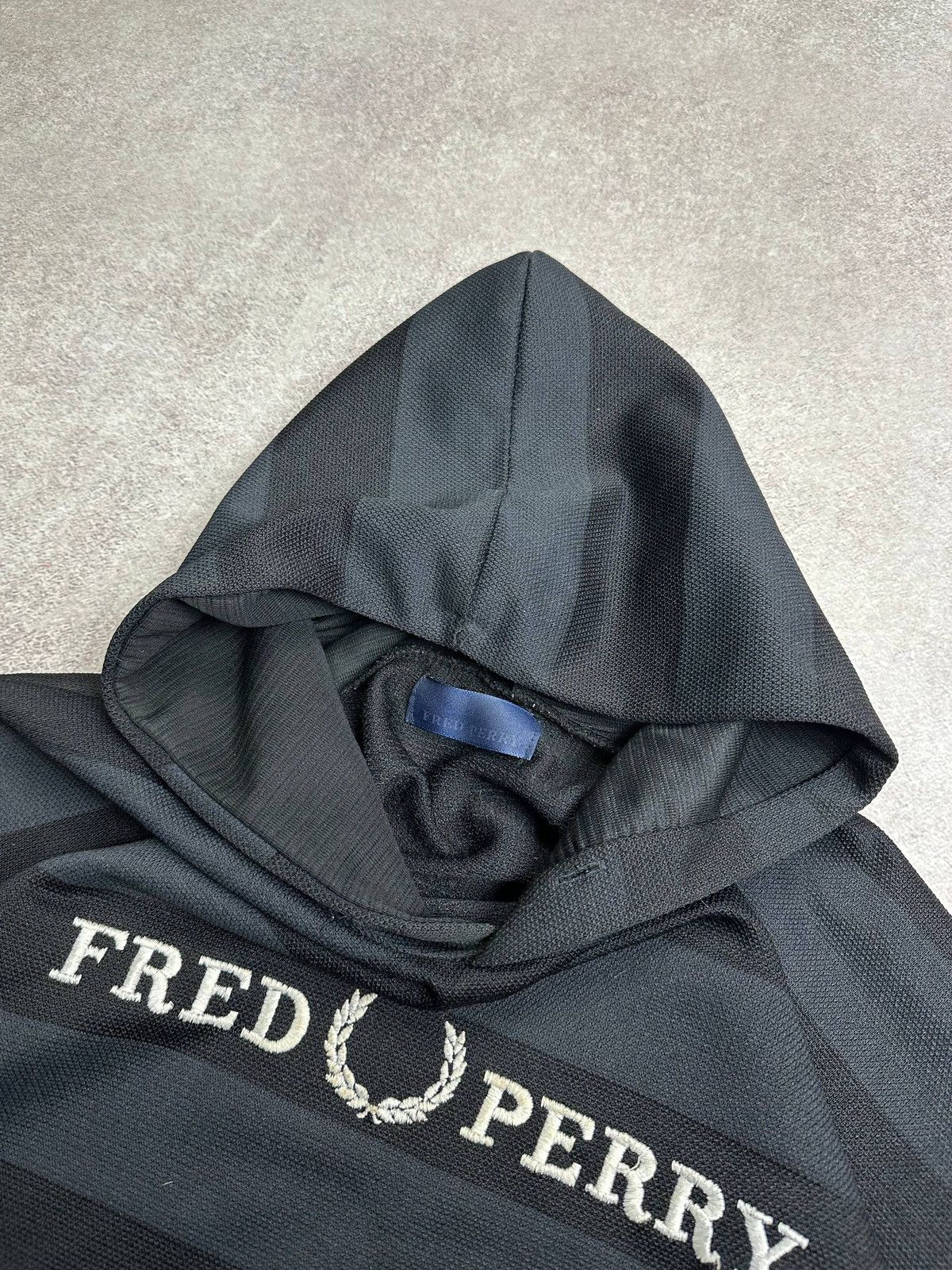 Fred Perry Vintage Fred Perry Spellout Big Logo Hoodie Rare S Size US S / EU 44-46 / 1 - 4 Thumbnail