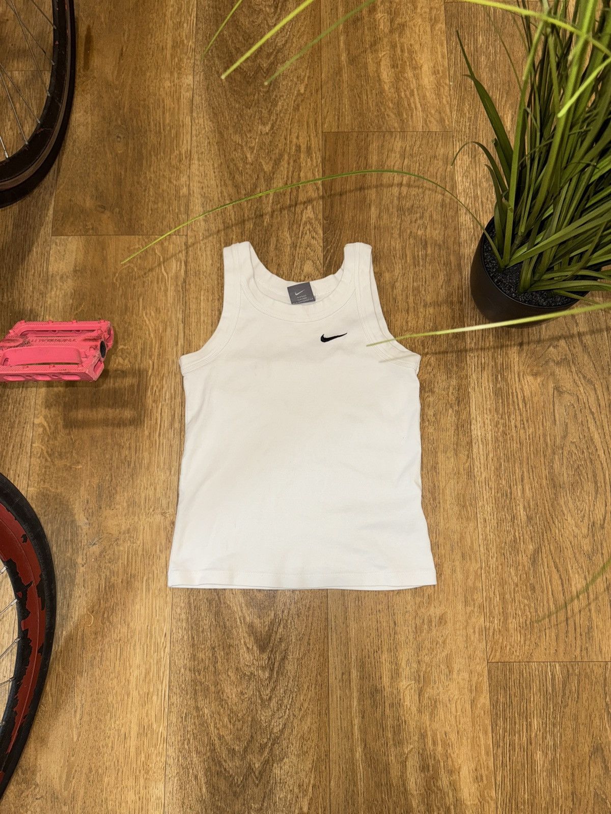 Nike VINTAGE NIKE WMNS TANK TOP Size S / US 4 / IT 40 - 1 Thumbnail