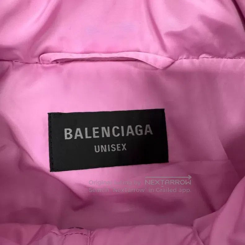 Balenciaga Balenciaga Pink Manchester United Official Logo Print Over Size US XS / EU 42 / 0 - 6 Thumbnail
