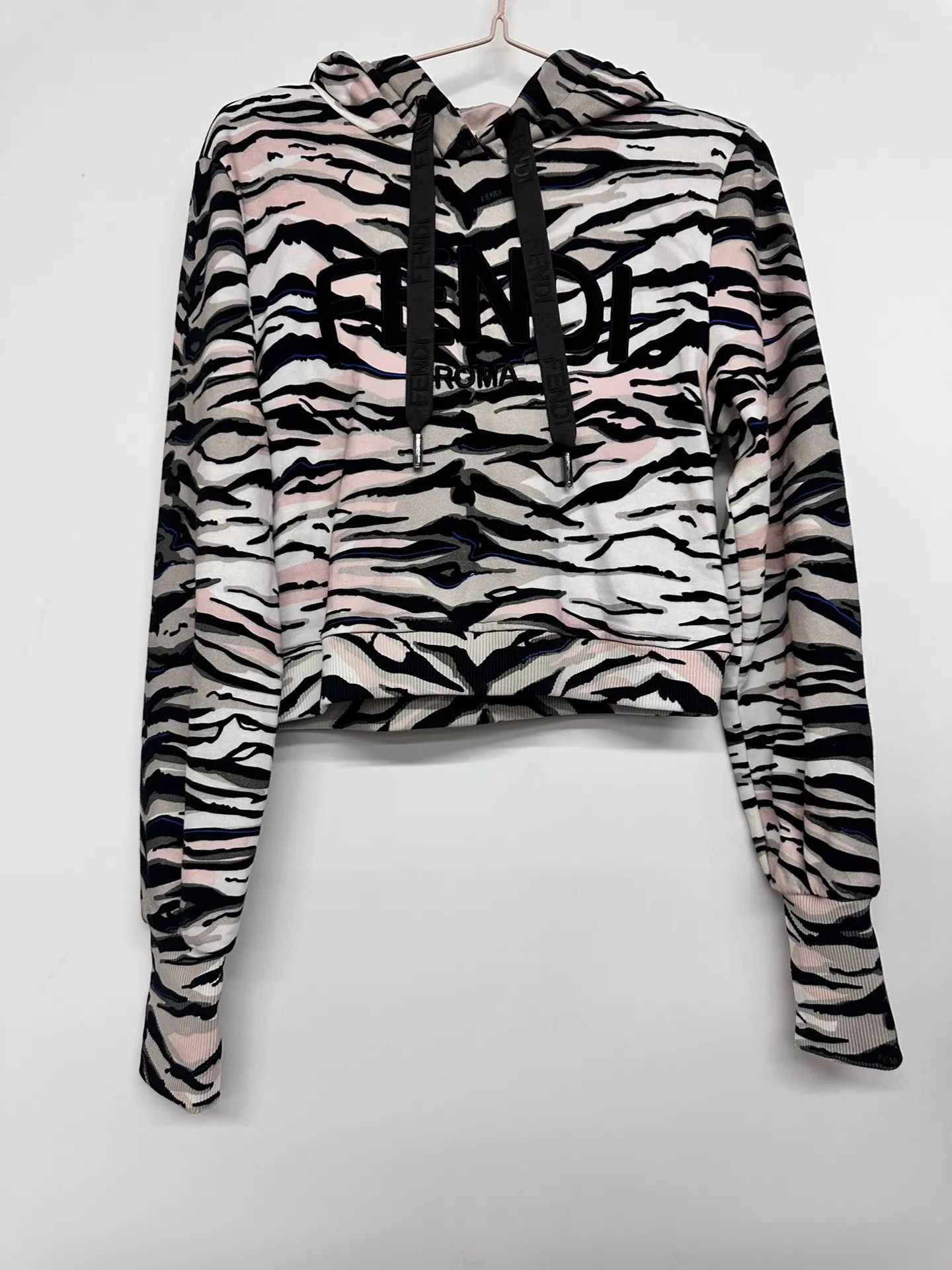 Fendi Fendi XS Sweatshirt 41cm Shoulder 88cm Chest Size XS / US 0-2 / IT 36-38 - 1 Thumbnail
