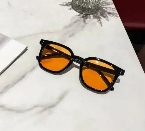 Other Orenge Lense Black Frame Sunglasses Size ONE SIZE - 3 Thumbnail