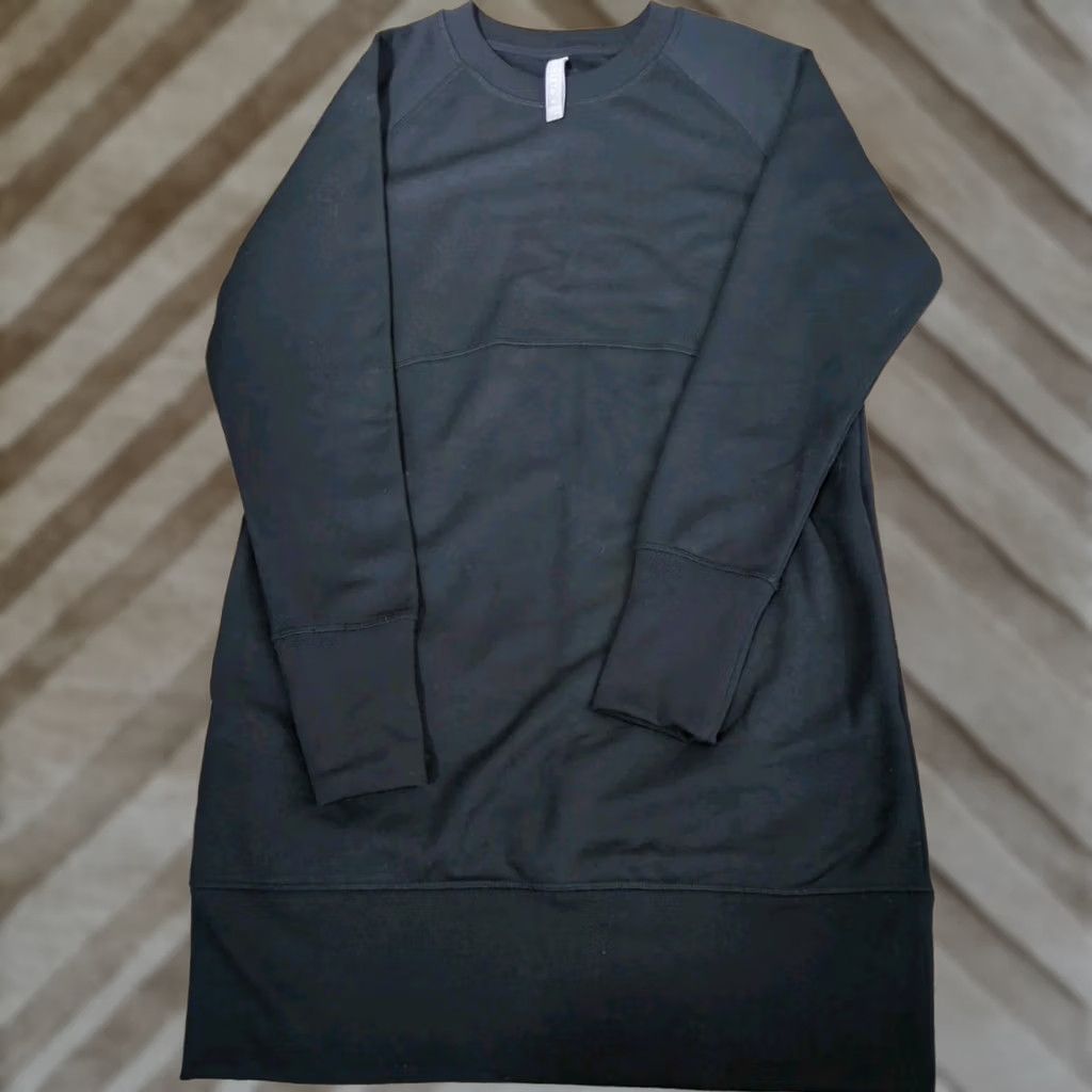 Athleta Athleta Sweatshirt Dress Black Short Length Pockets Size M / US 6-8 / IT 42-44 - 1 Thumbnail