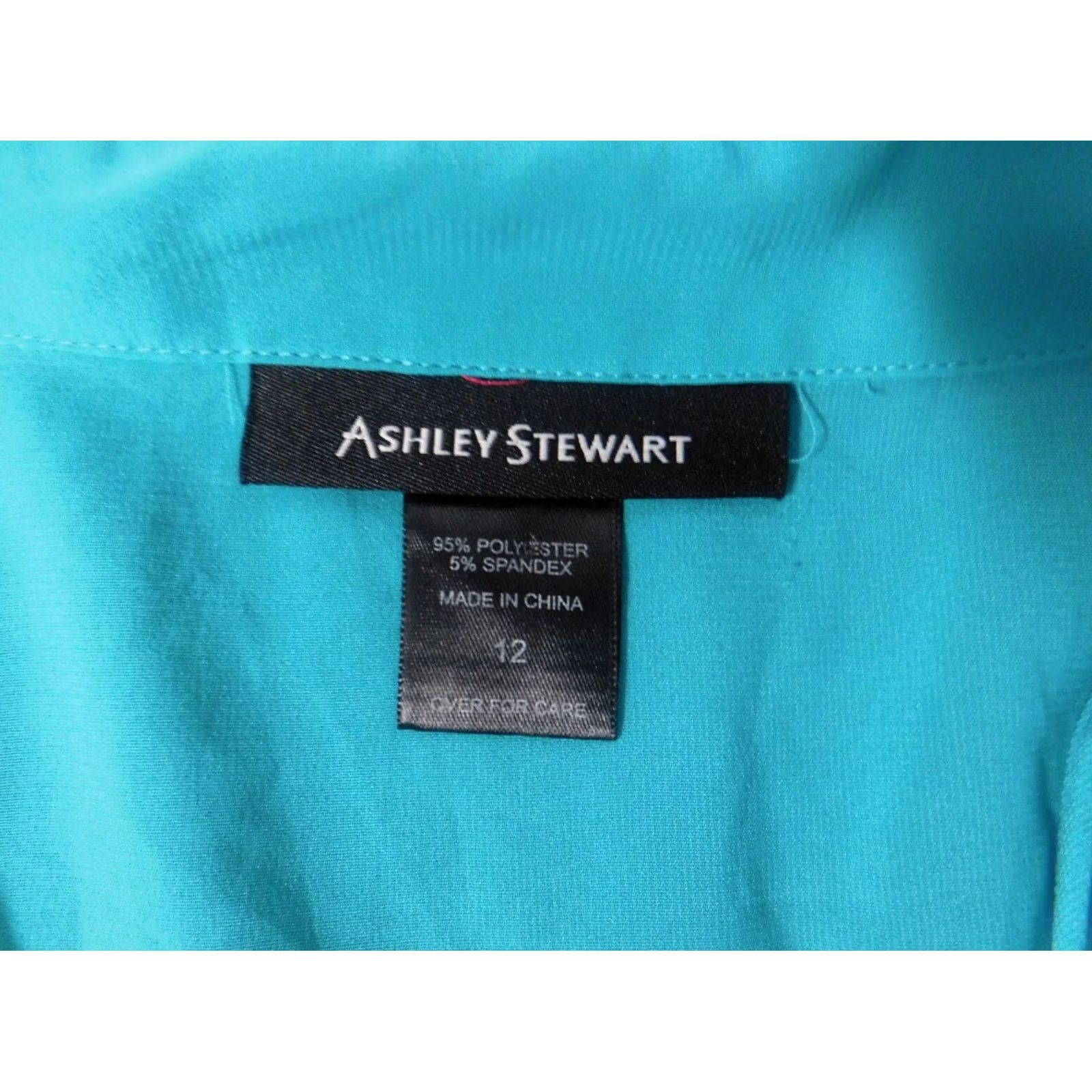 Vintage Ashley Stewart Womens Blouse 12 blue Graphic stretch pullover Shirt Cap Sleeve Crew Neck Button-Up Casual Womens 12 Blue Regular Stitch Size XL / US 12-14 / IT 48-50 - 6 Thumbnail
