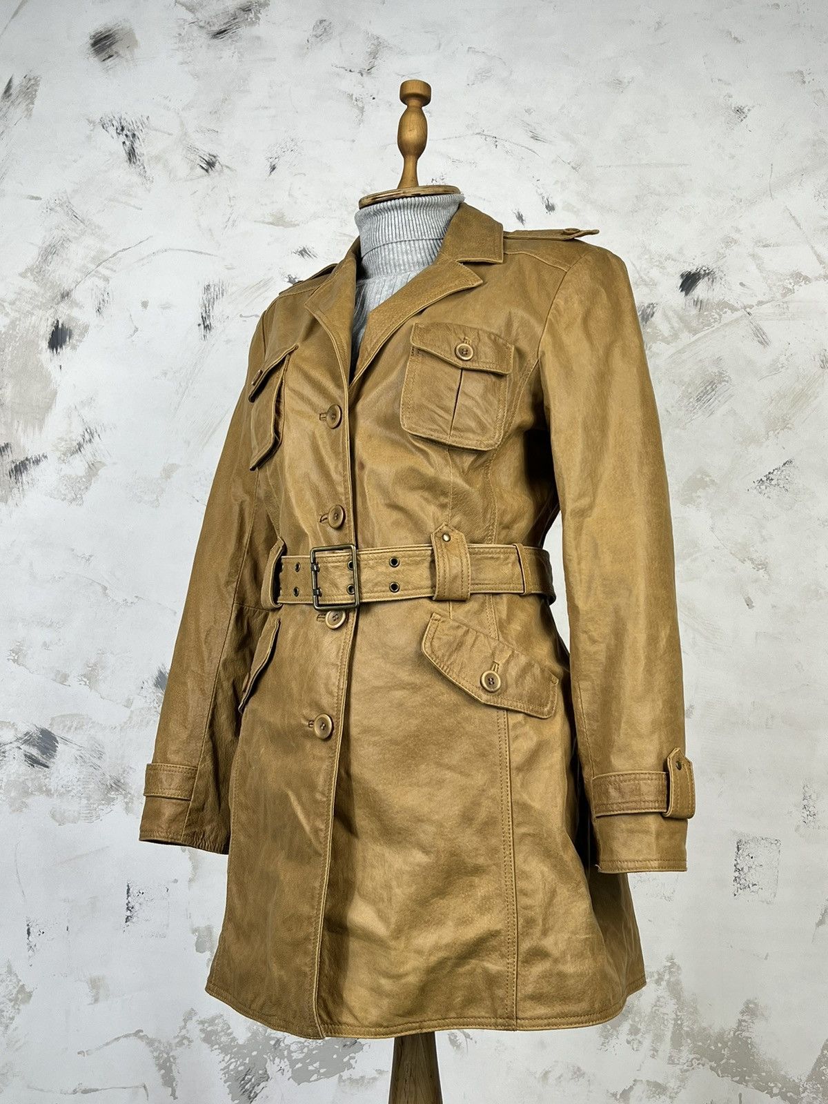 Vintage Vintage Y.O.U. Leather Belted Trench Coat Size S - M UK 12 Size M / US 6-8 / IT 42-44 - 1 Thumbnail