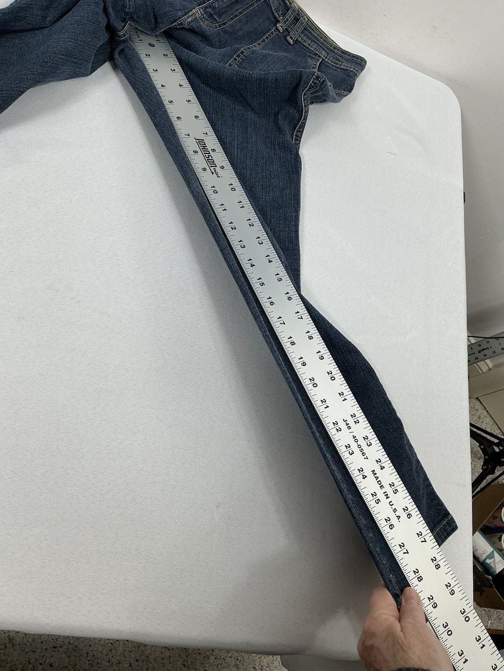 Gloria Vanderbilt Womans Excellent Gloria Vandirbilt Blue Jeans Size 12 P Size 33" - 8 Thumbnail