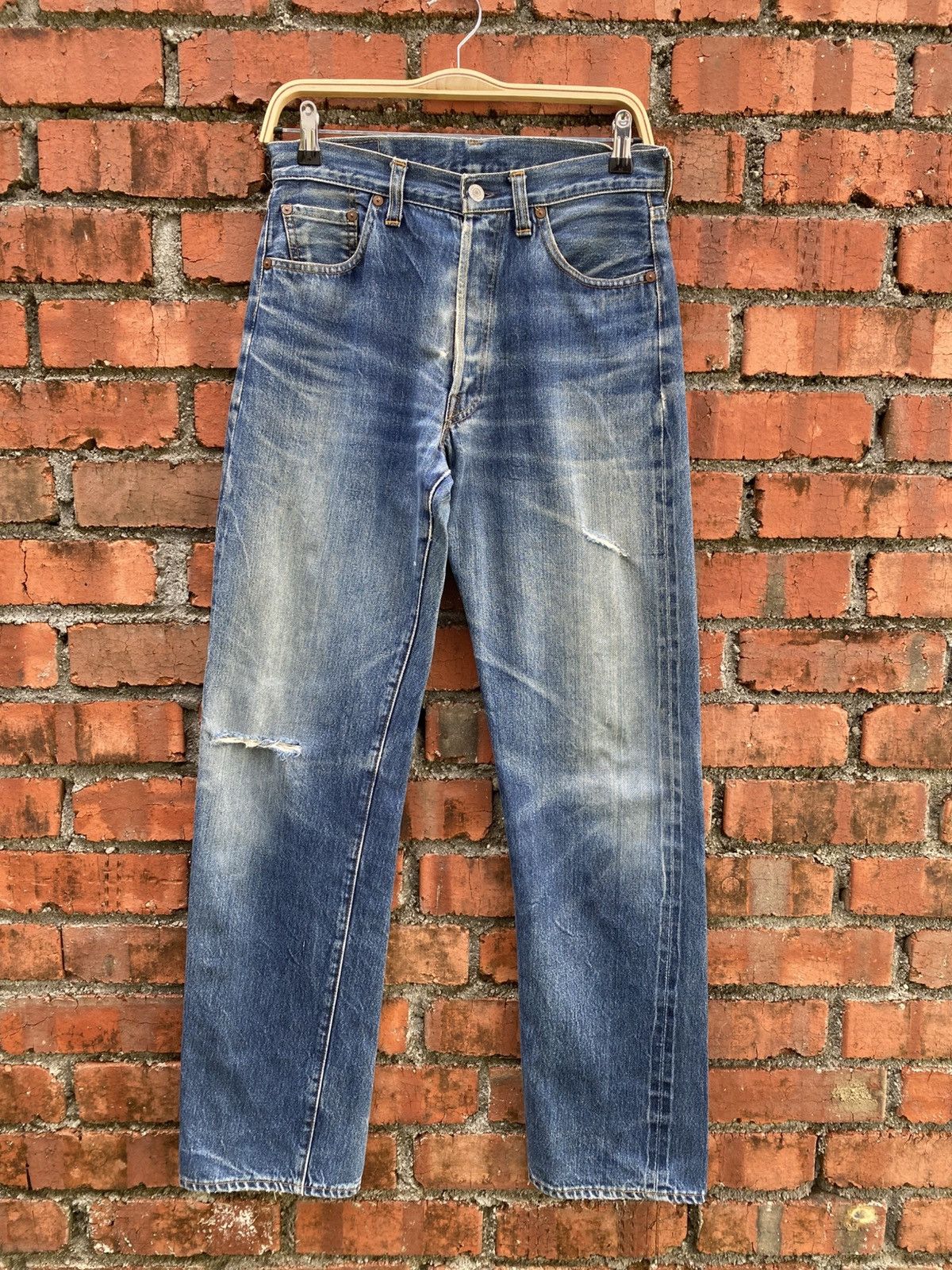 Levi's Vintage Clothing W30x32.5 Vintage levi's 501xx distressed made in USA Size US 30 / EU 46 - 1 Thumbnail