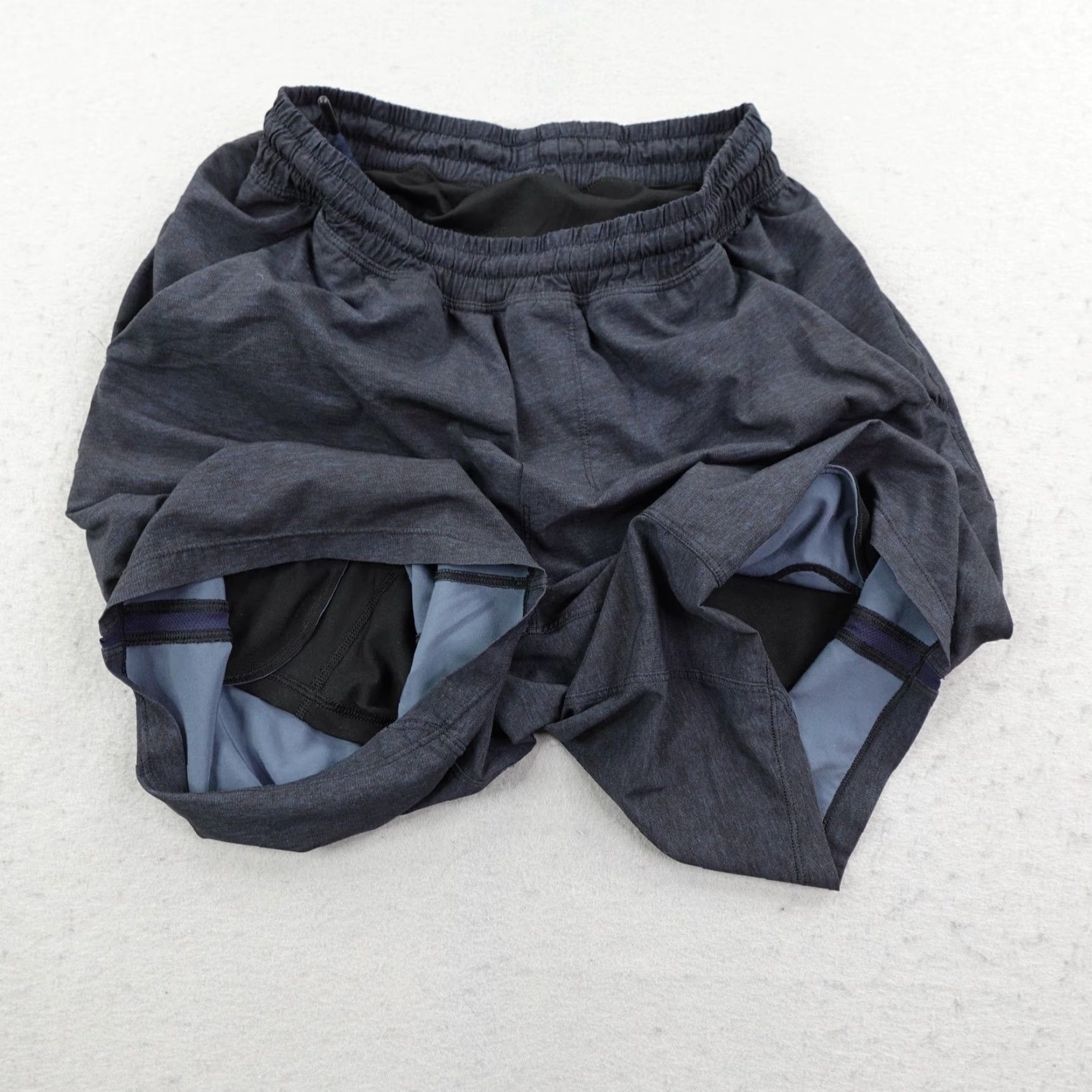 Lululemon Lululemon Shorts Mens Small Gray Lined Running Performance Athletic Workout Gym Size US 29 - 3 Thumbnail