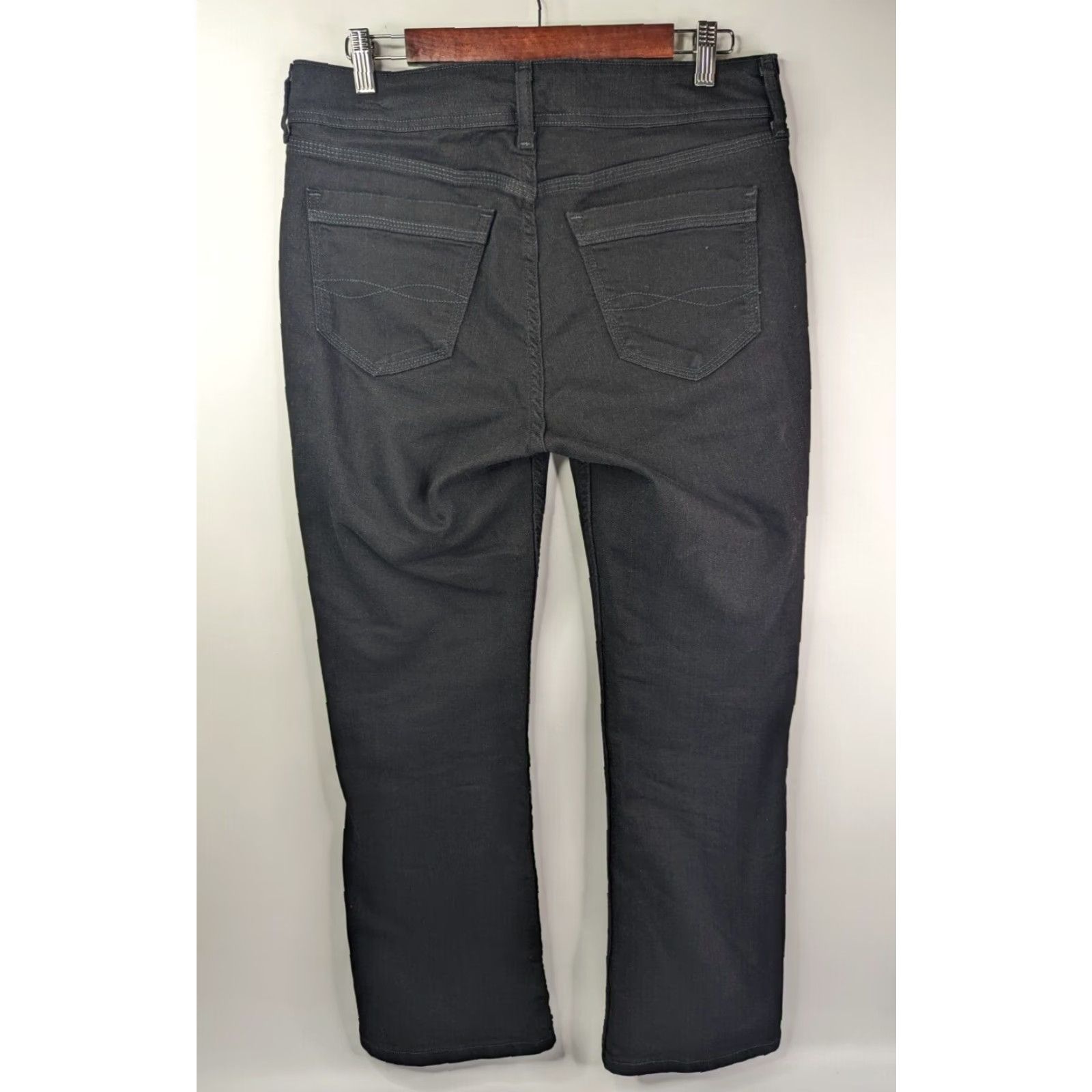 Lee Riders by Lee Jeans Black Denim Bootcut 12P Petite Mid Rise 28in Pocket 5-Pocket DesignStretch Womens Jeans Size 34" / US 12 / IT 48 - 4 Thumbnail