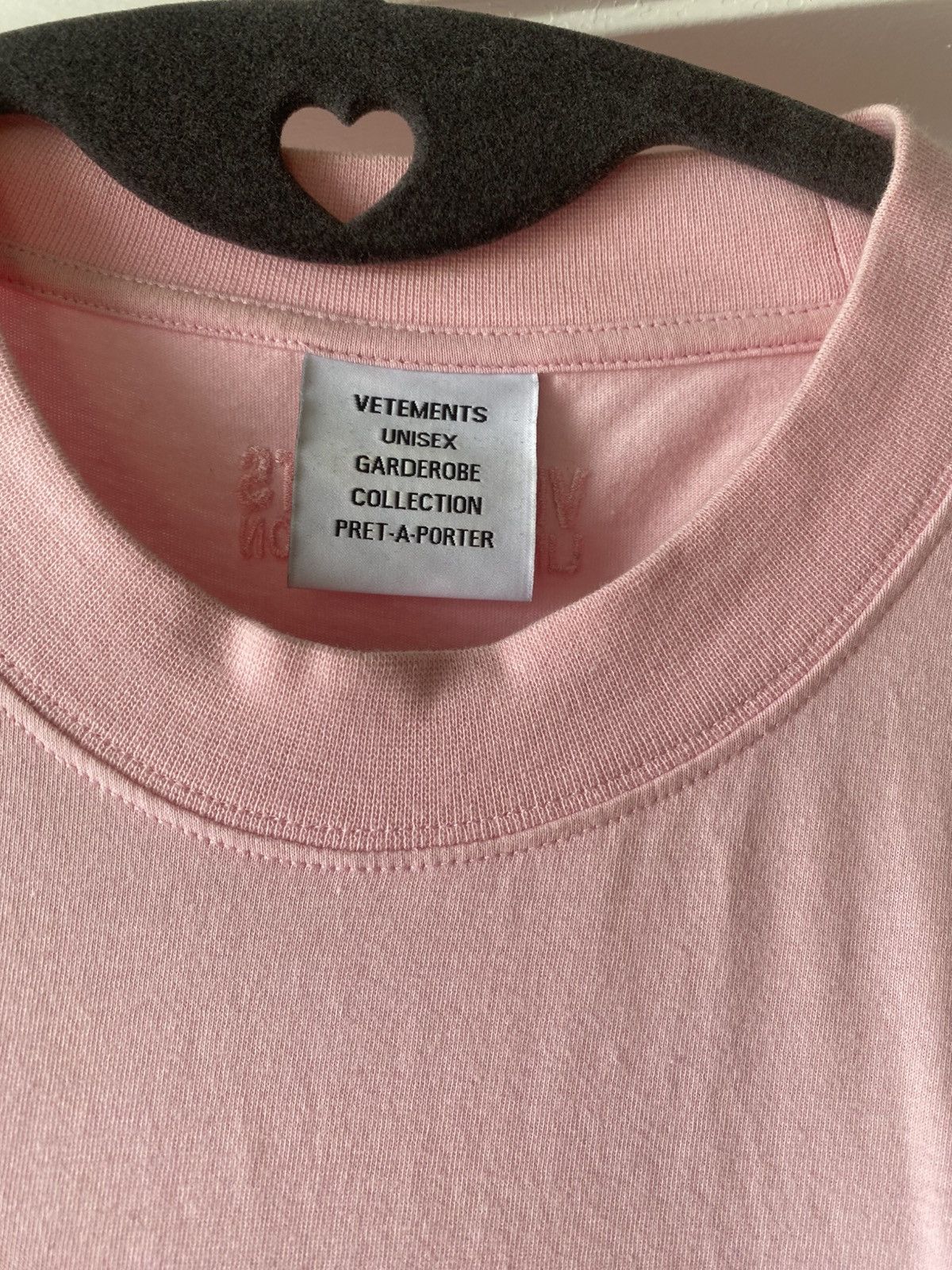 Vetements Vetements "Small" T-shirt Size US L / EU 52-54 / 3 - 5 Thumbnail