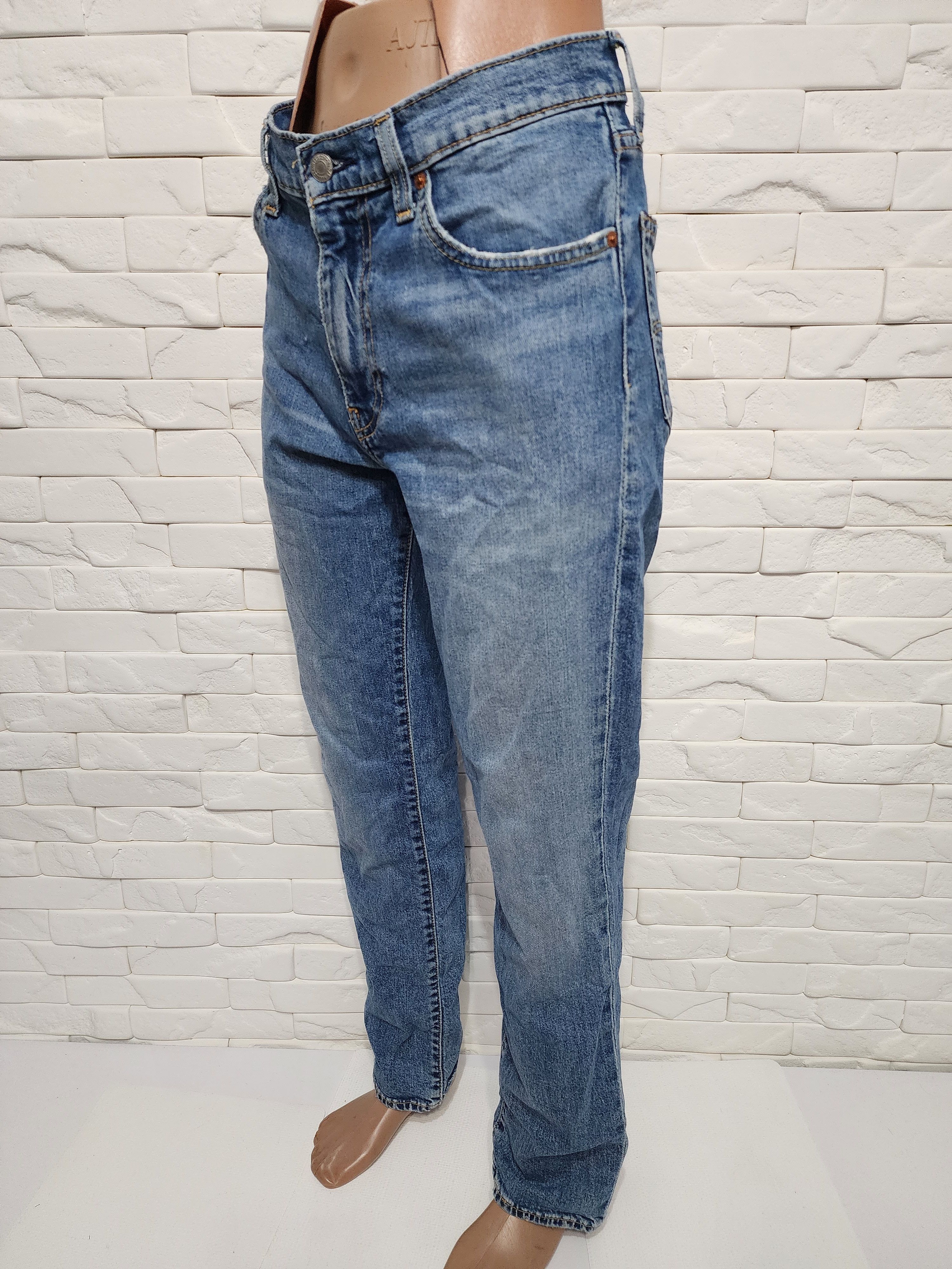 Blue men's jeans.