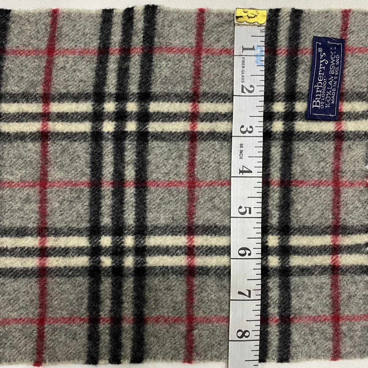 Burberry BURBERRYS SCARF MUFFLER BUR031 Size ONE SIZE - 4 Thumbnail