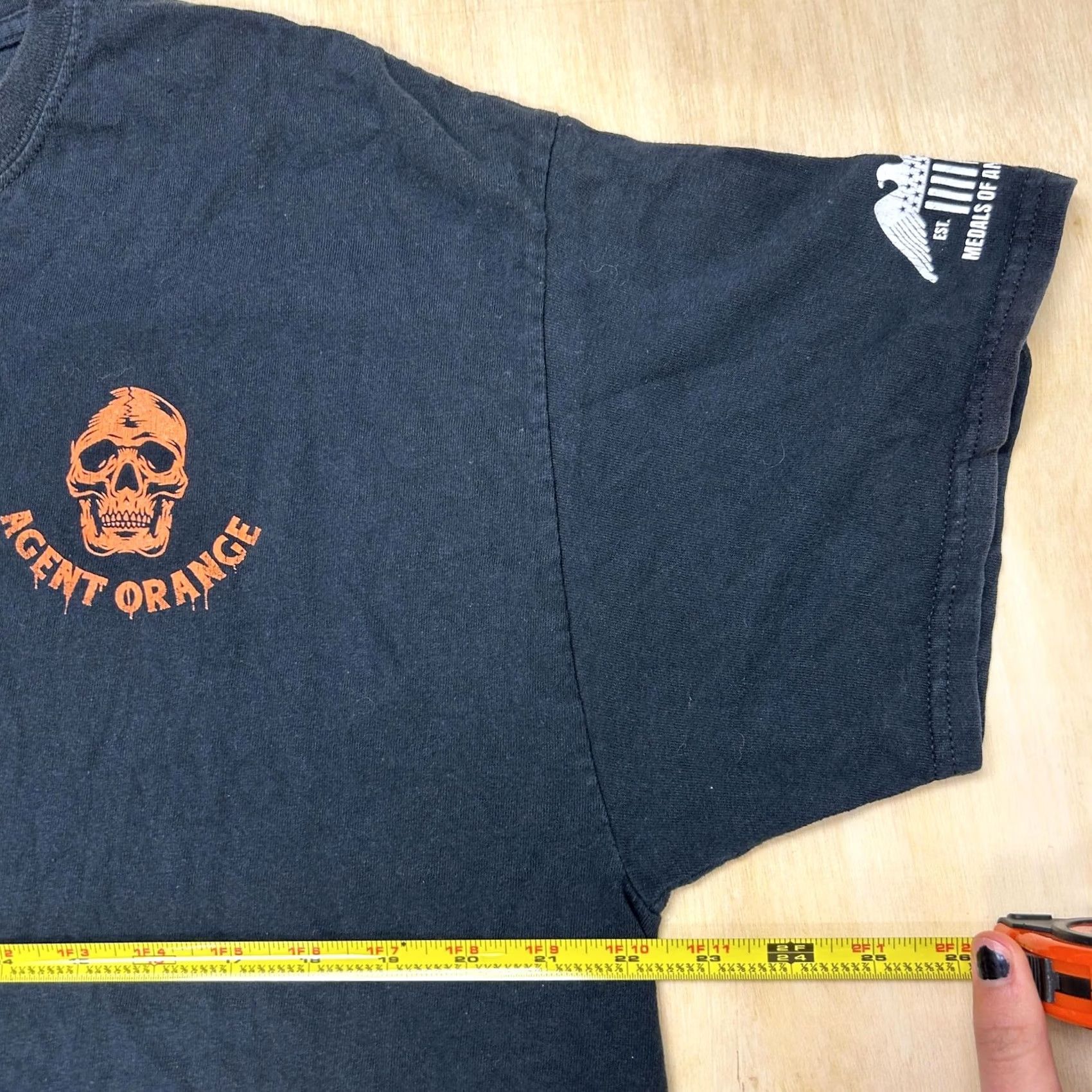 Gildan Agent Orange Shirt Mens XL Black Death Followed Grim Reaper Gildan Tee T-Shirt Size US XL / EU 56 / 4 - 4 Thumbnail