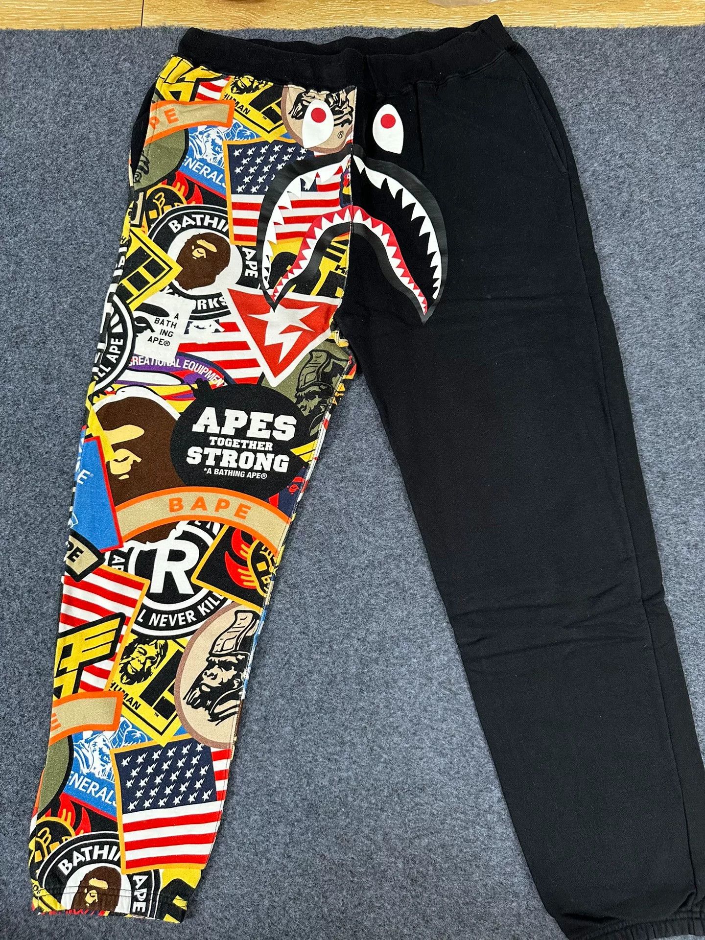 Bape Bape Multi Shark Pants Casual Designer Size US 38 / EU 54 - 1 Thumbnail