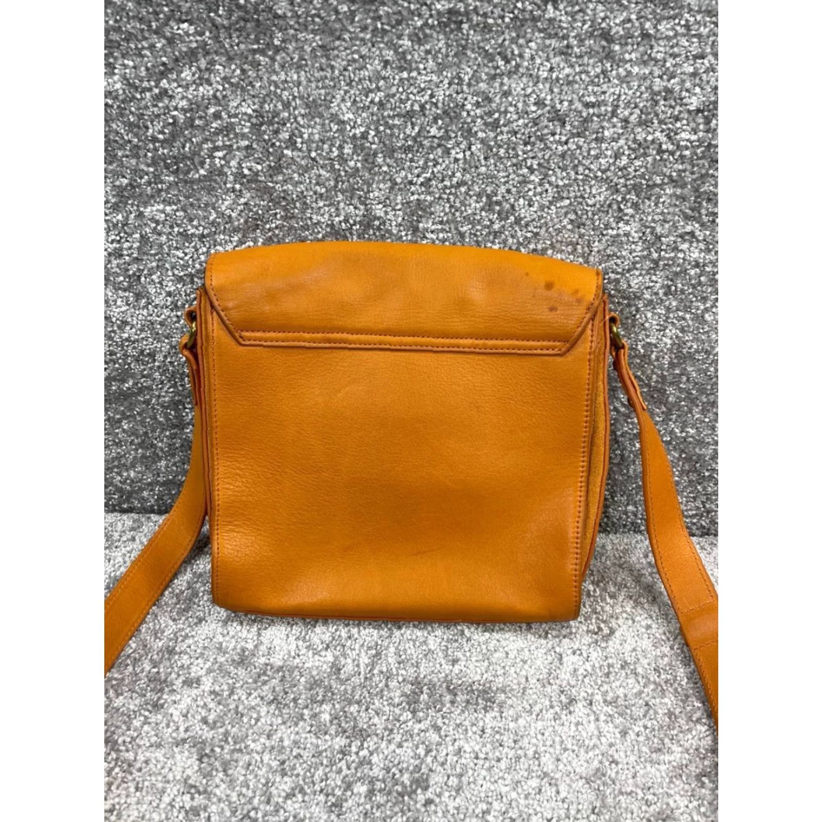 Vintage VINTAGE Nat & Nin Leather Crossbody Bag Womens Medium Brown Zipper Square Casual Size ONE SIZE - 4 Thumbnail