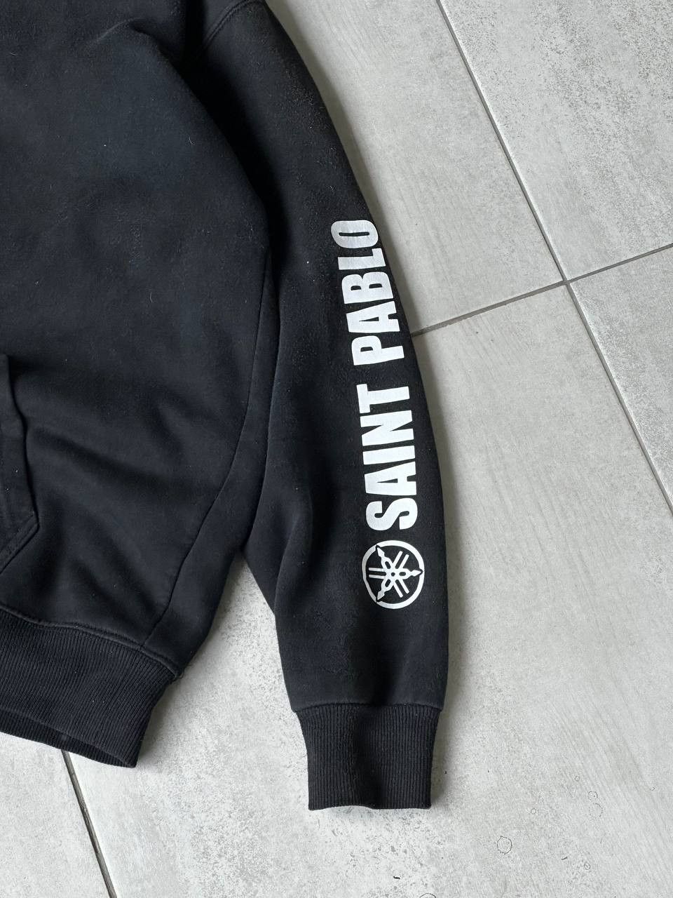 Rap Tees × Vintage Vintage Saint Pablo Tour Hoodie Size US M / EU 48-50 / 2 - 4 Thumbnail