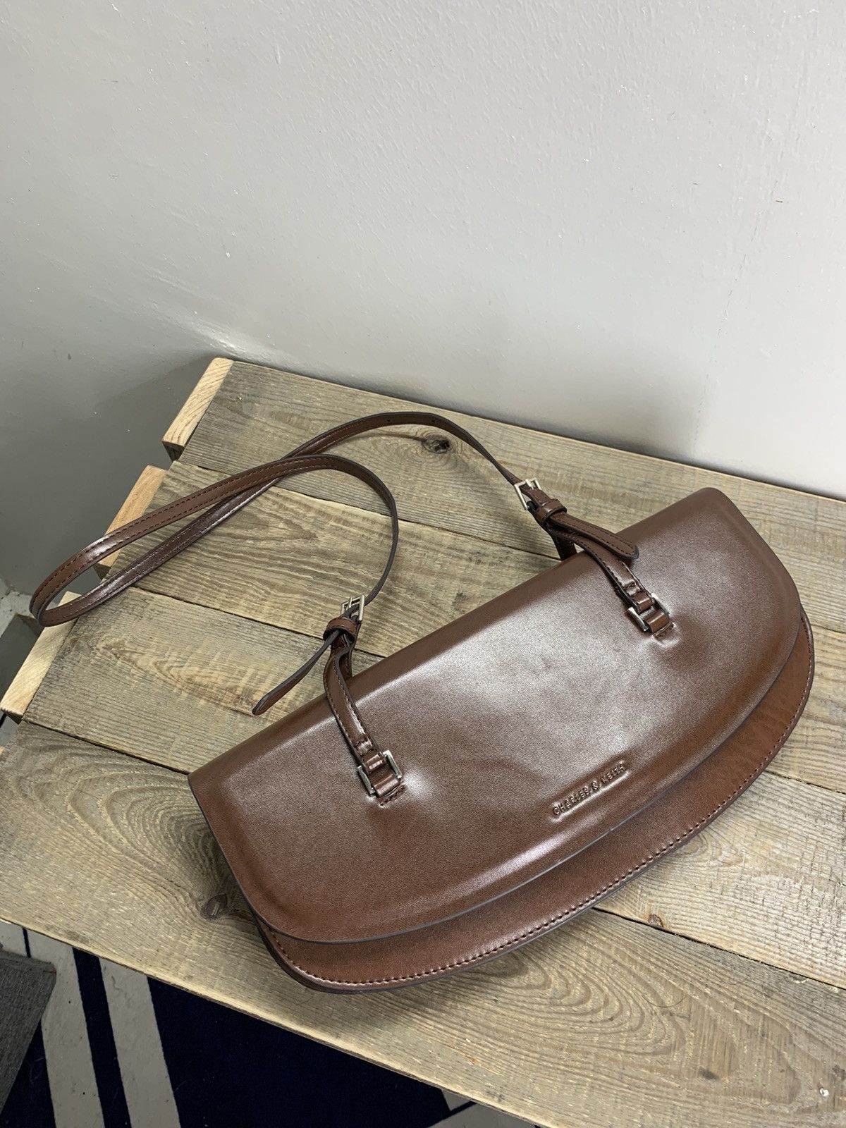 Designer Charles & Keith Brown Single Handle Shoulder Bag Size ONE SIZE - 6 Thumbnail