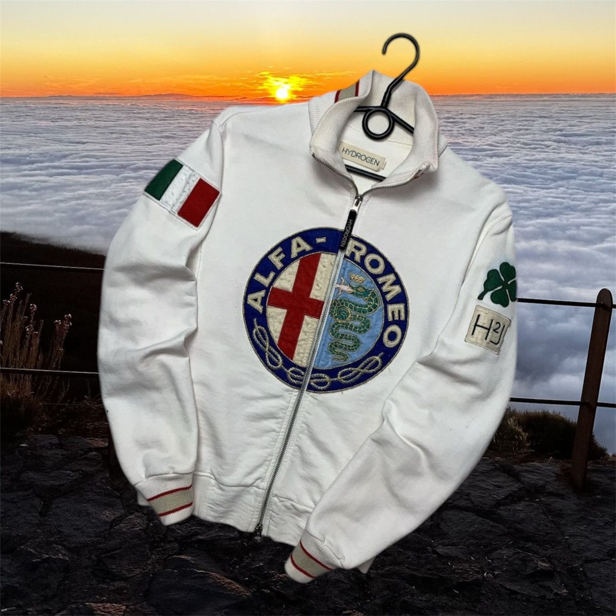 Vintage Vintage Alfa Romeo racing jacket big logo Italy size S rare Size US S / EU 44-46 / 1 - 1 Thumbnail