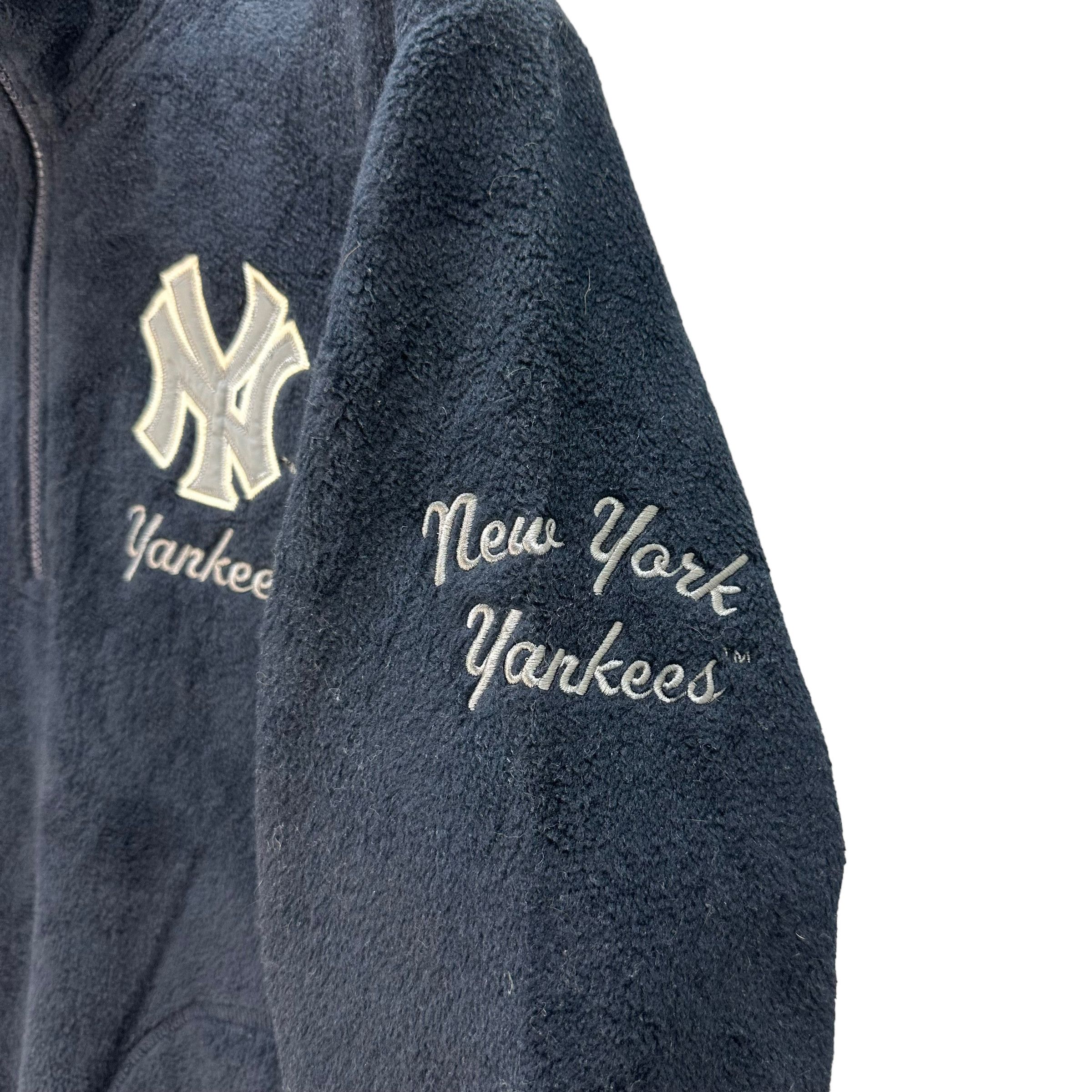 Uniqlo MLB NEW YORK YANKEES PULLOVER FLEECE #7698-165 Size US L / EU 52-54 / 3 - 7 Thumbnail
