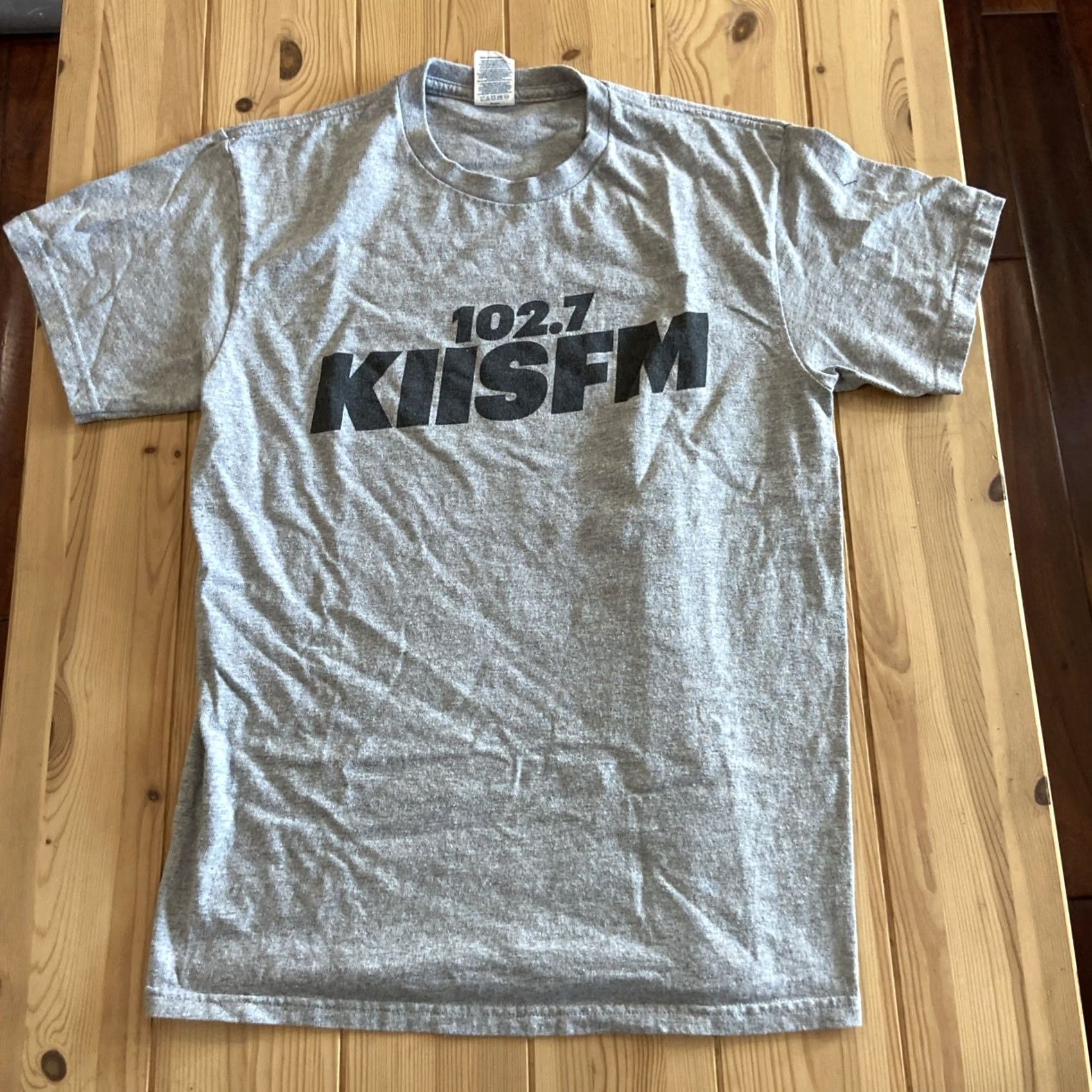 Tultex KIISFM Shirt Men M Gray 102.7 Concert Graphic Tee Short Sleeve Tultex T-Shirt Pattern Graphic Print Size US M / EU 48-50 / 2 - 2 Thumbnail
