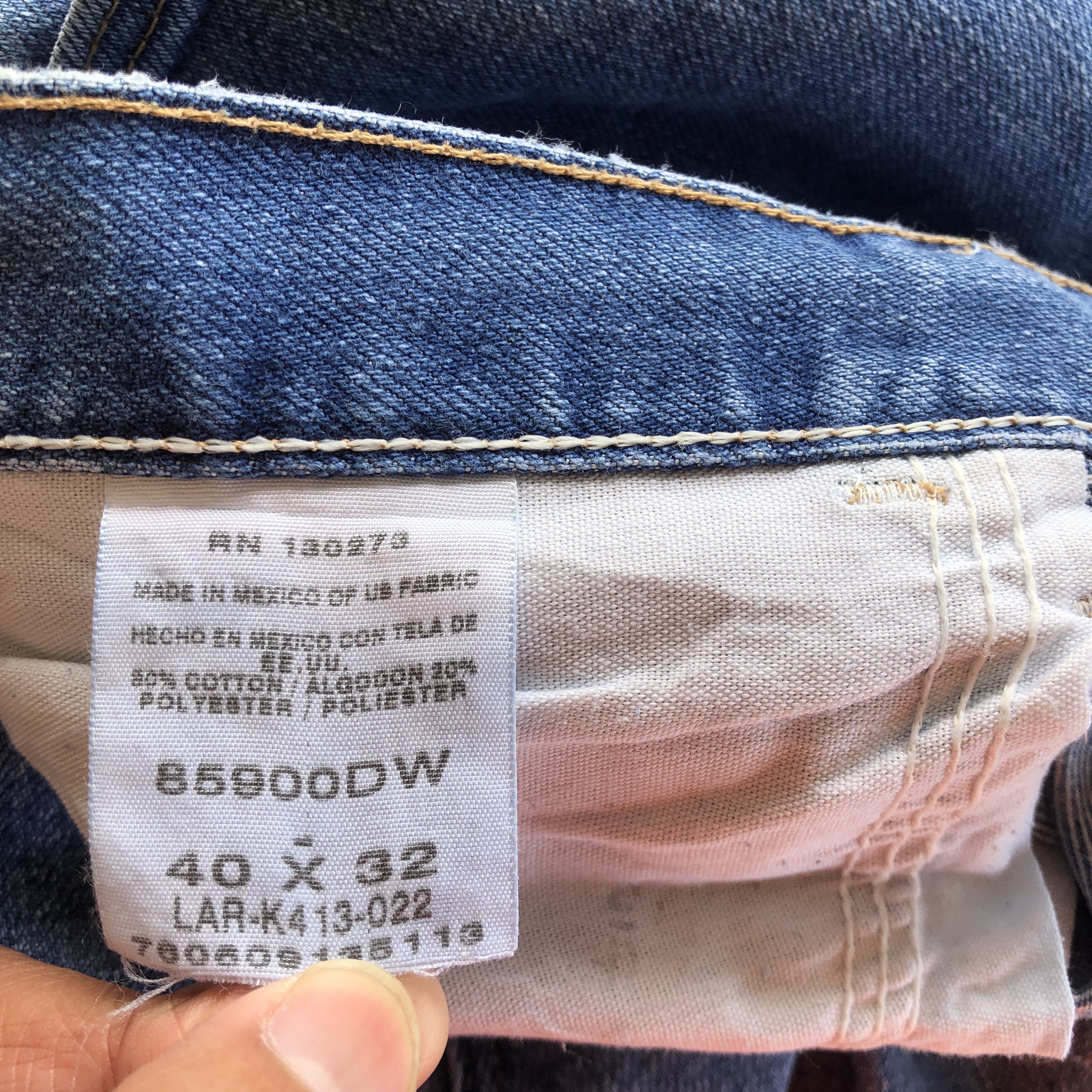 Wrangler Vintage 90's Wrangler Faded Jeans Wrangler Light Wash Denim Size US 36 / EU 52 - 9 Thumbnail