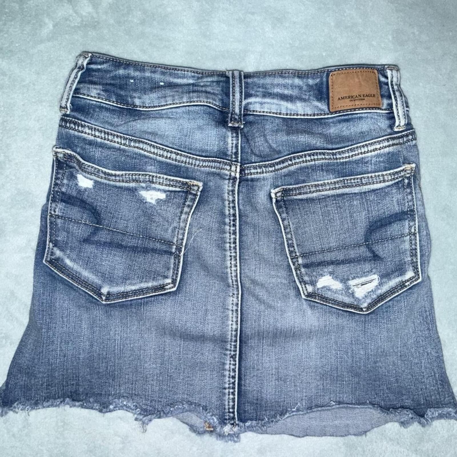 American Eagle Outfitters American Eagle Denim Mini Skirt Size 26" / US 2 / IT 38 - 3 Thumbnail