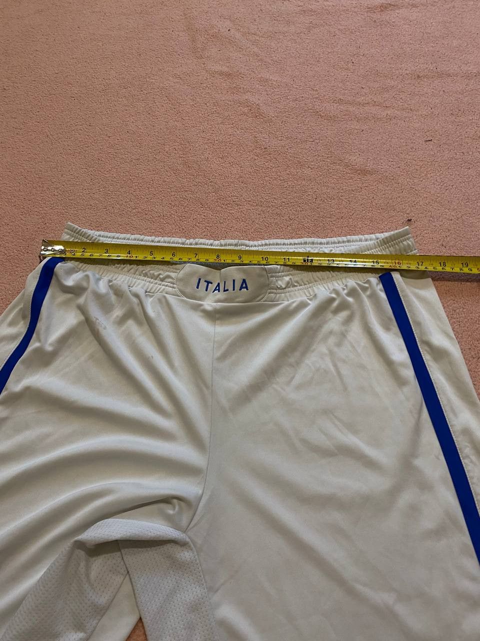 Puma Y2K Vintage Puma shorts logo white Size US 34 / EU 50 - 18 Thumbnail