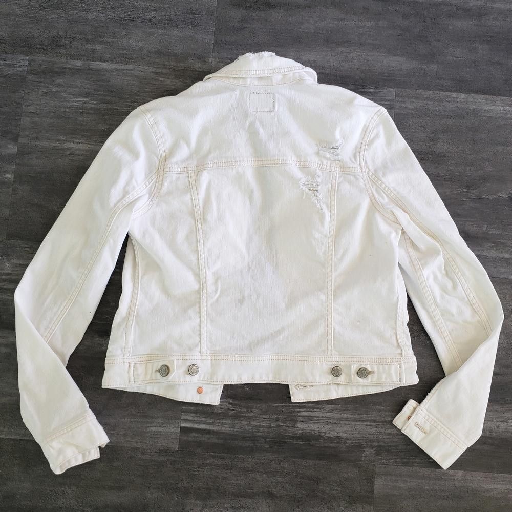 Designer White Distressed AEO Denim Jacket Size S / US 4 / IT 40 - 2 Thumbnail