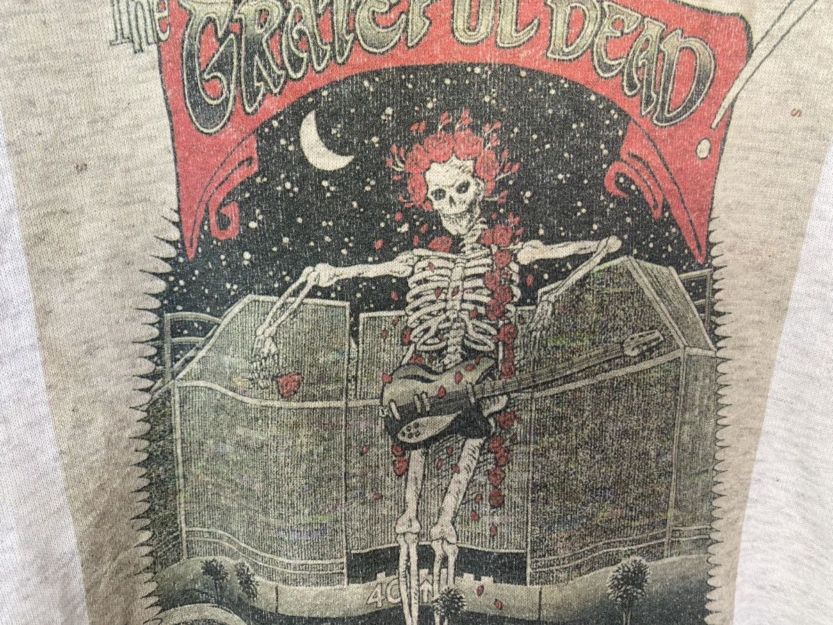 Band Tees 1982 Grateful Dead Live at Recreation Hall, UC Davis Size US L / EU 52-54 / 3 - 6 Thumbnail
