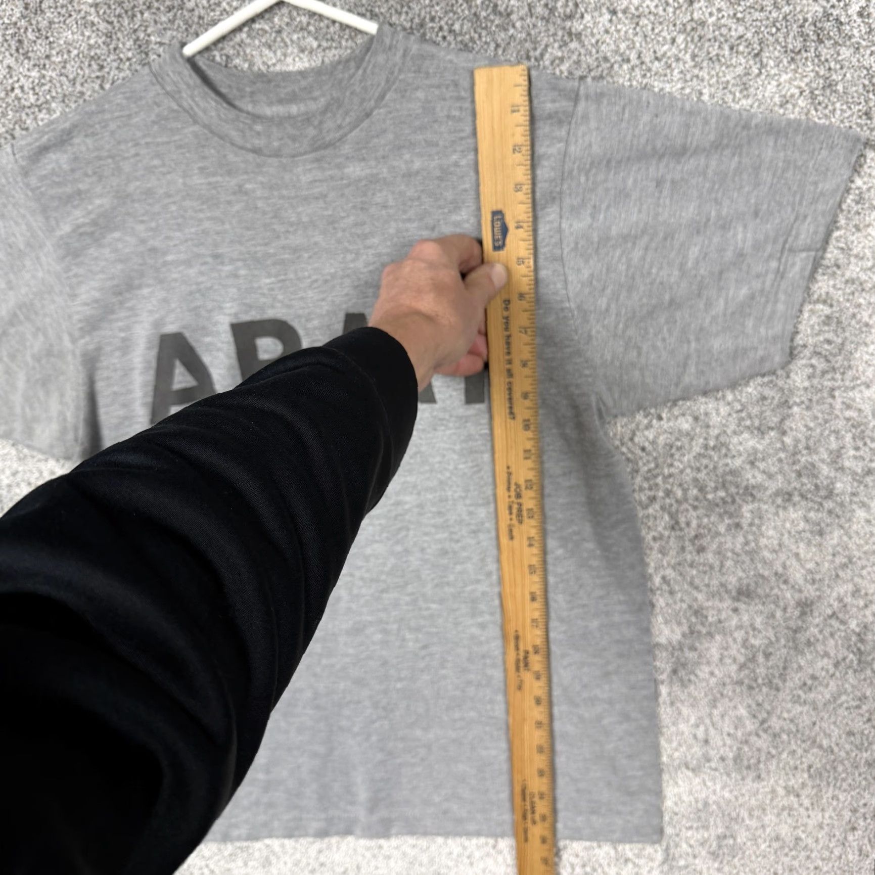 Vintage US Army Shirt Mens Small Gray Graphic Print Crew Neck Short Sleeve T-Shirt Military Training uniforms Size US S / EU 44-46 / 1 - 2 Thumbnail