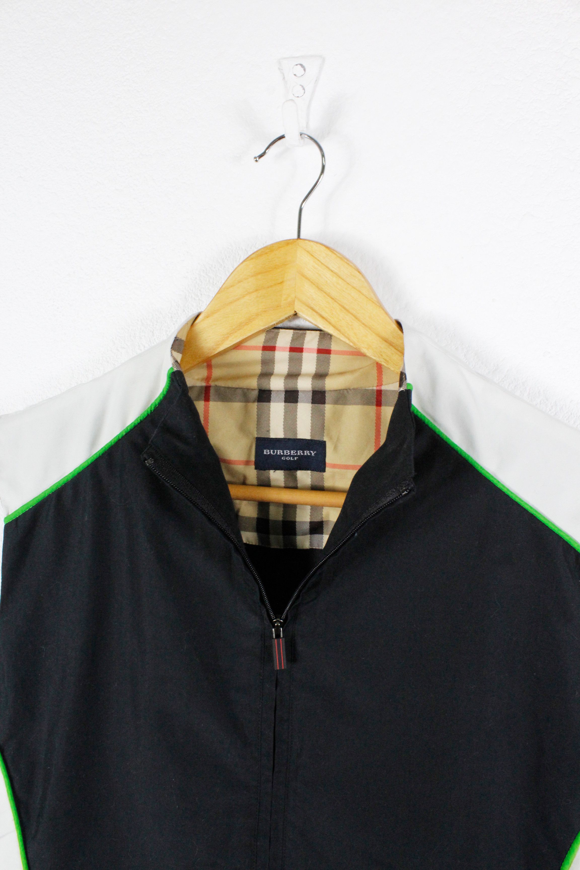 Burberry Vintage Burberry Golf Sport Logo Rain Track Vest Windbreaker Size US S / EU 44-46 / 1 - 2 Thumbnail