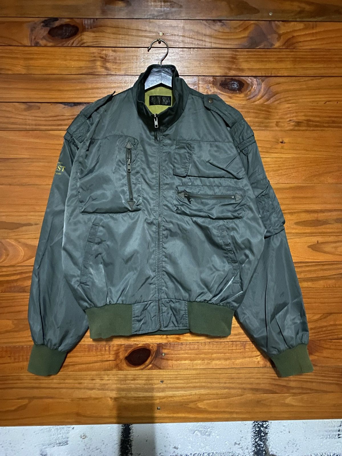 Japanese Brand Vintage Suntory Original Design Olive Green Bomber Jacket Size US M / EU 48-50 / 2 - 3 Thumbnail