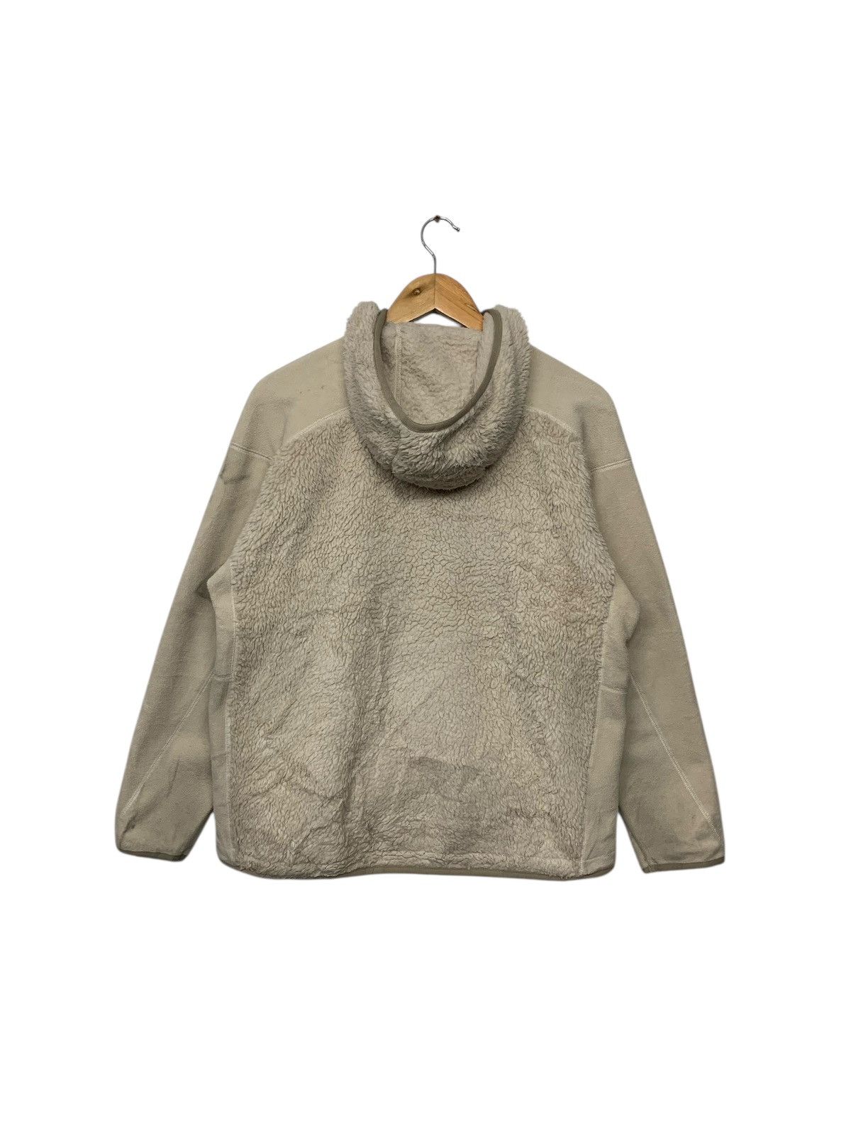 Uniqlo × White Mountaineering Uniqlo X White Mountaineering Zipper Down Hoodie Fleece Size US S / EU 44-46 / 1 - 4 Thumbnail
