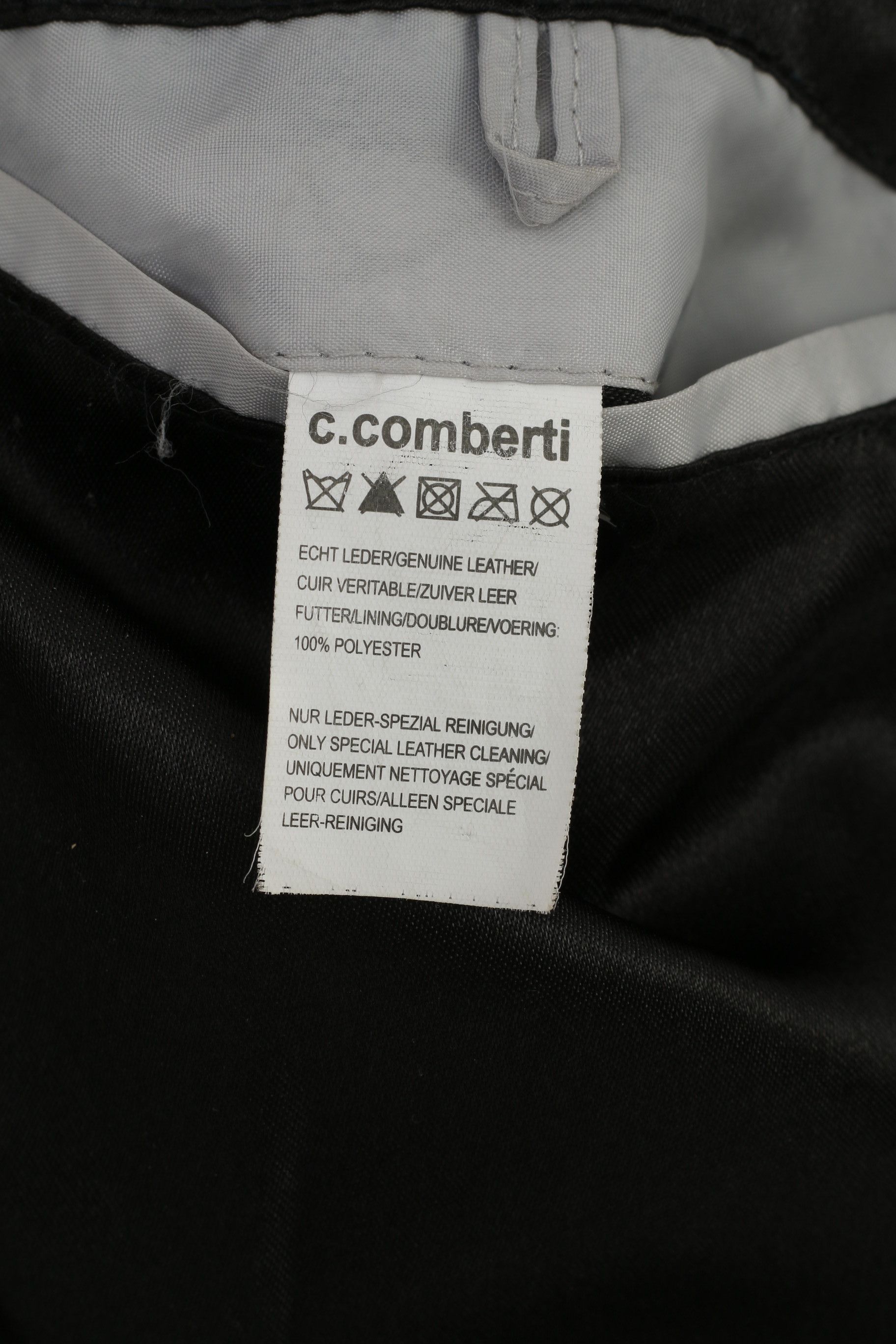Vintage C.Comberti Men 58 XXL Leather Vest Black Bottoms 10440 Size US XXL / EU 58 / 5 - 6 Thumbnail