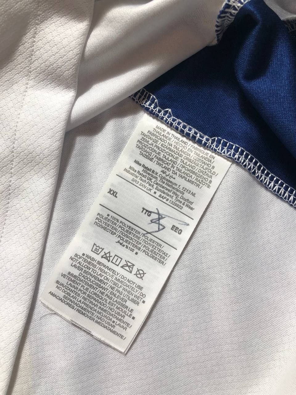 Nike Vintage Nike England Soccer Jersey shirt DRI FIT Size US XXL / EU 58 / 5 - 3 Thumbnail