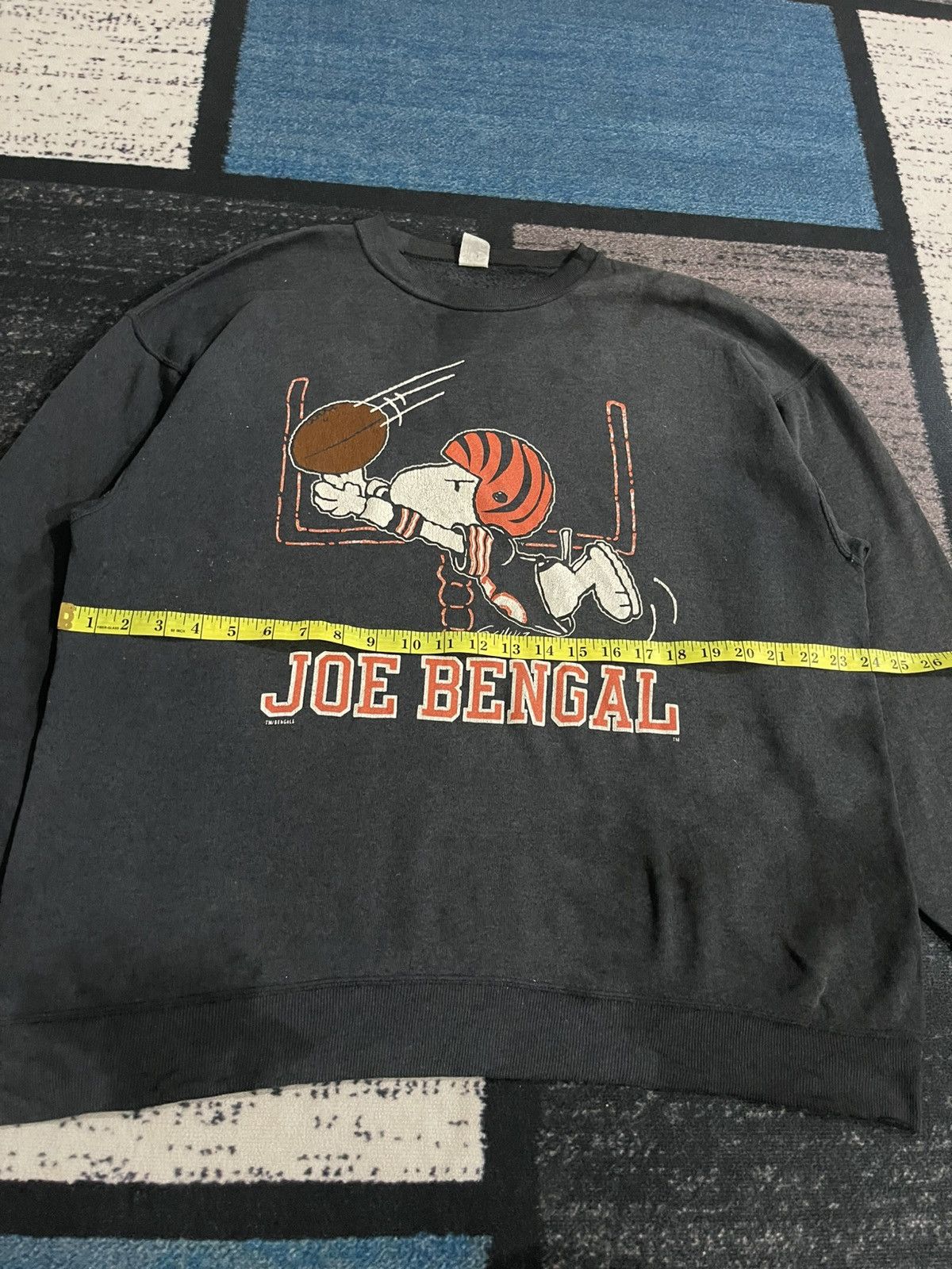 Vintage Vintage 80s Snoopy Joe Bengal Distressed Sweatshirt Size US XL / EU 56 / 4 - 13 Thumbnail
